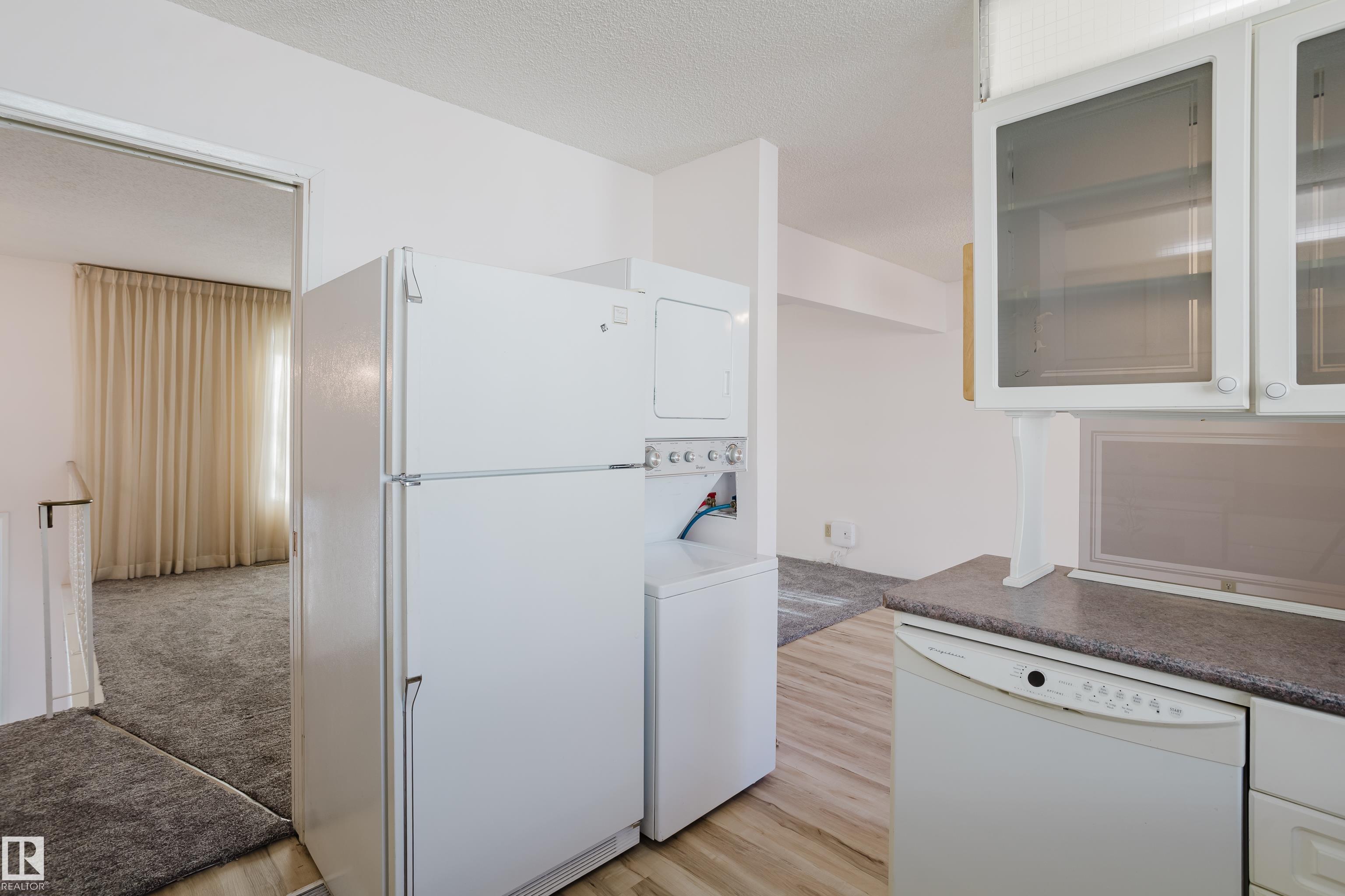 Photo 27 at 2 Fleetwood Crescent, Forest Lawn, St. Albert
