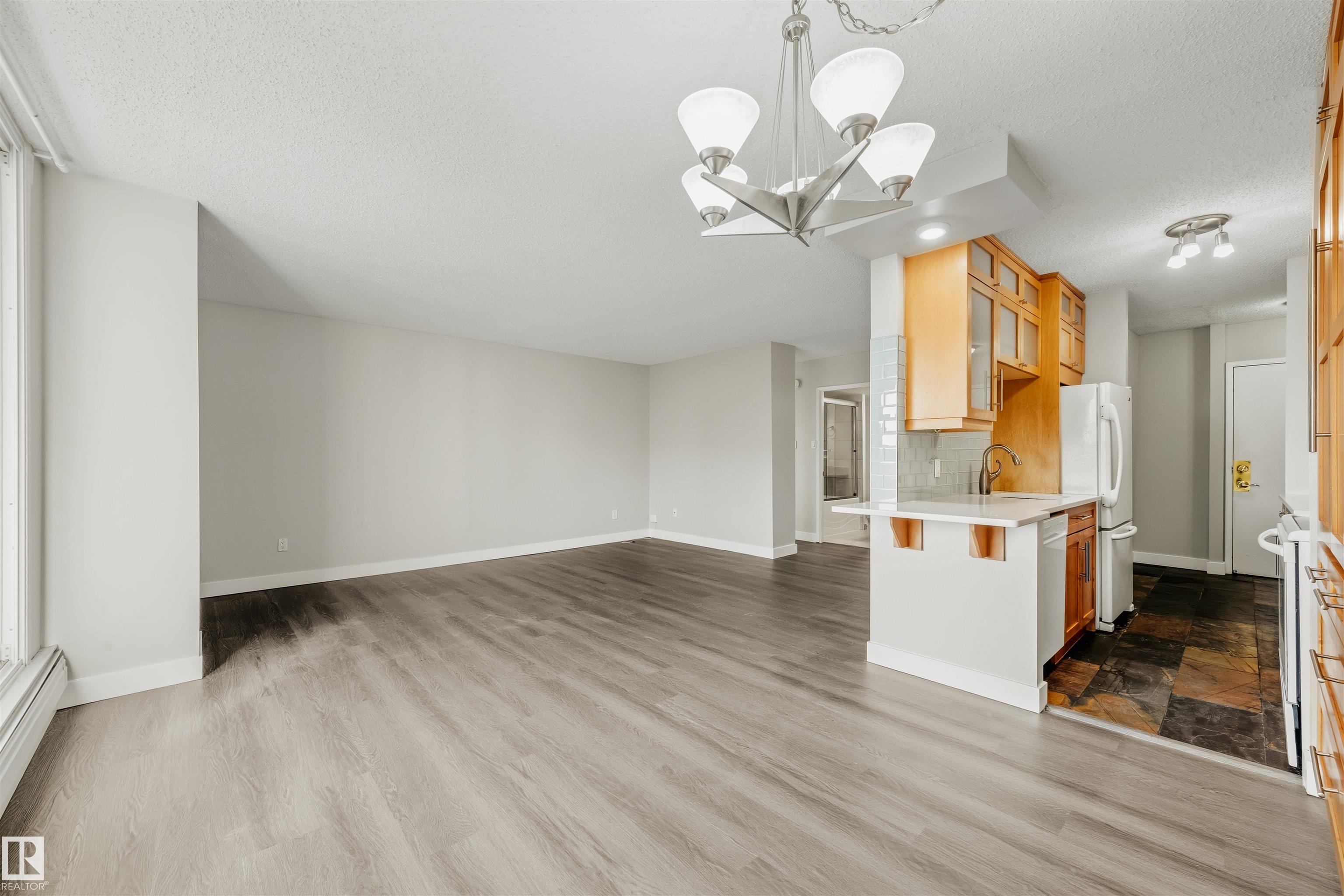 Photo 6 at 1202 - 9909 110 Street NW, Wîhkwêntôwin, Edmonton