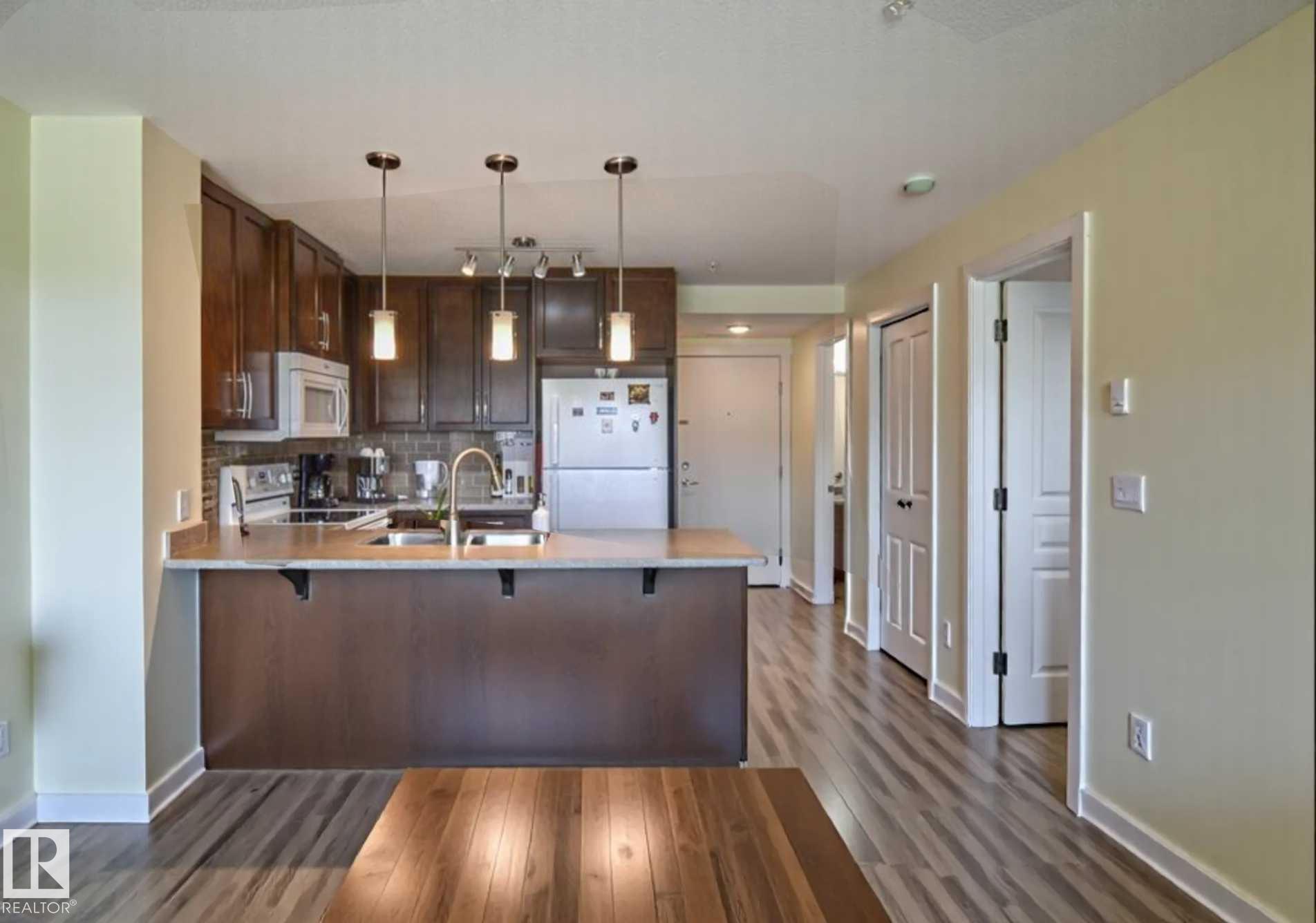 Photo 3 at 210 - 3670 139 Avenue NW, Clareview Town Centre, Edmonton