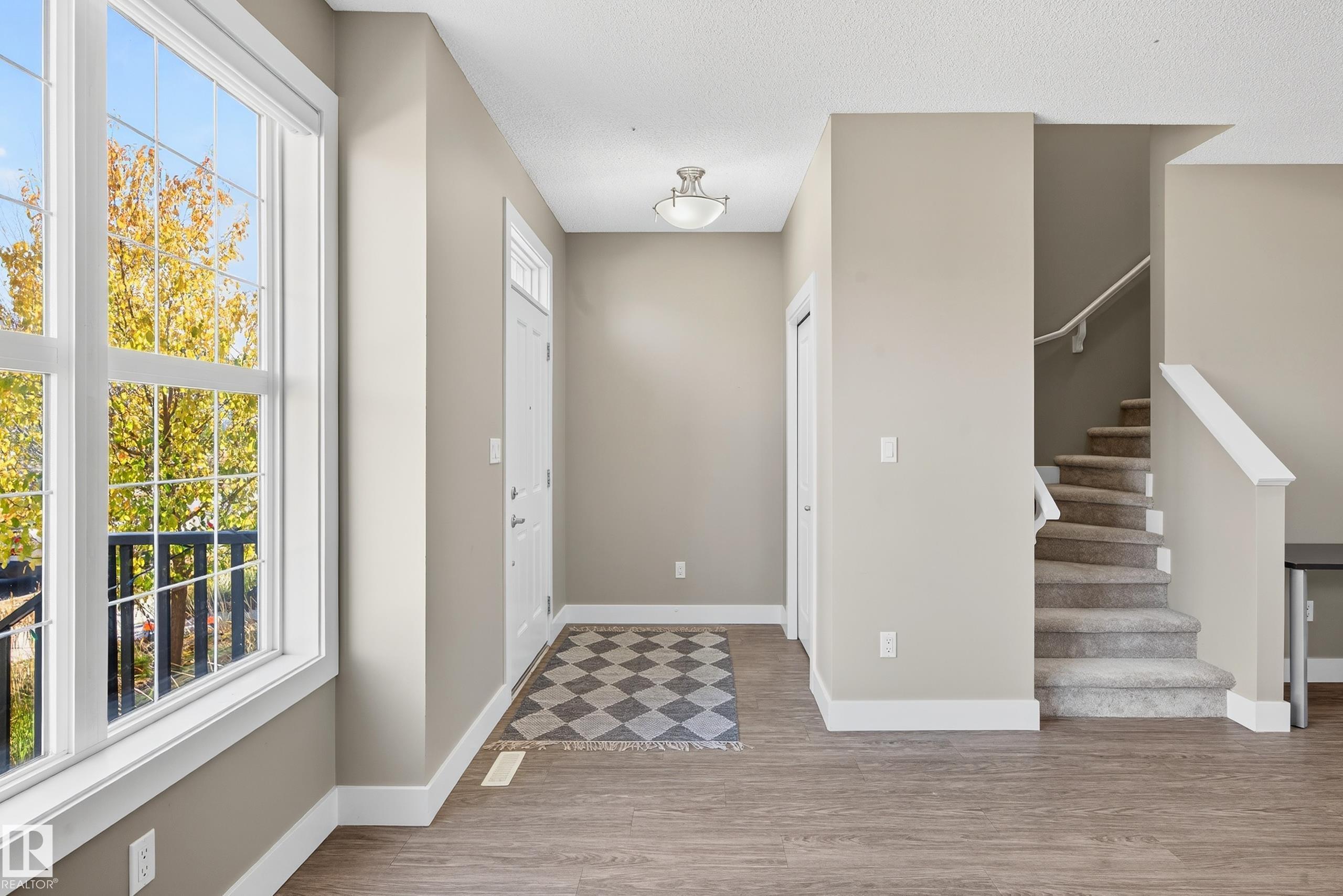 Photo 14 at 2126 24 Street NW, Laurel, Edmonton