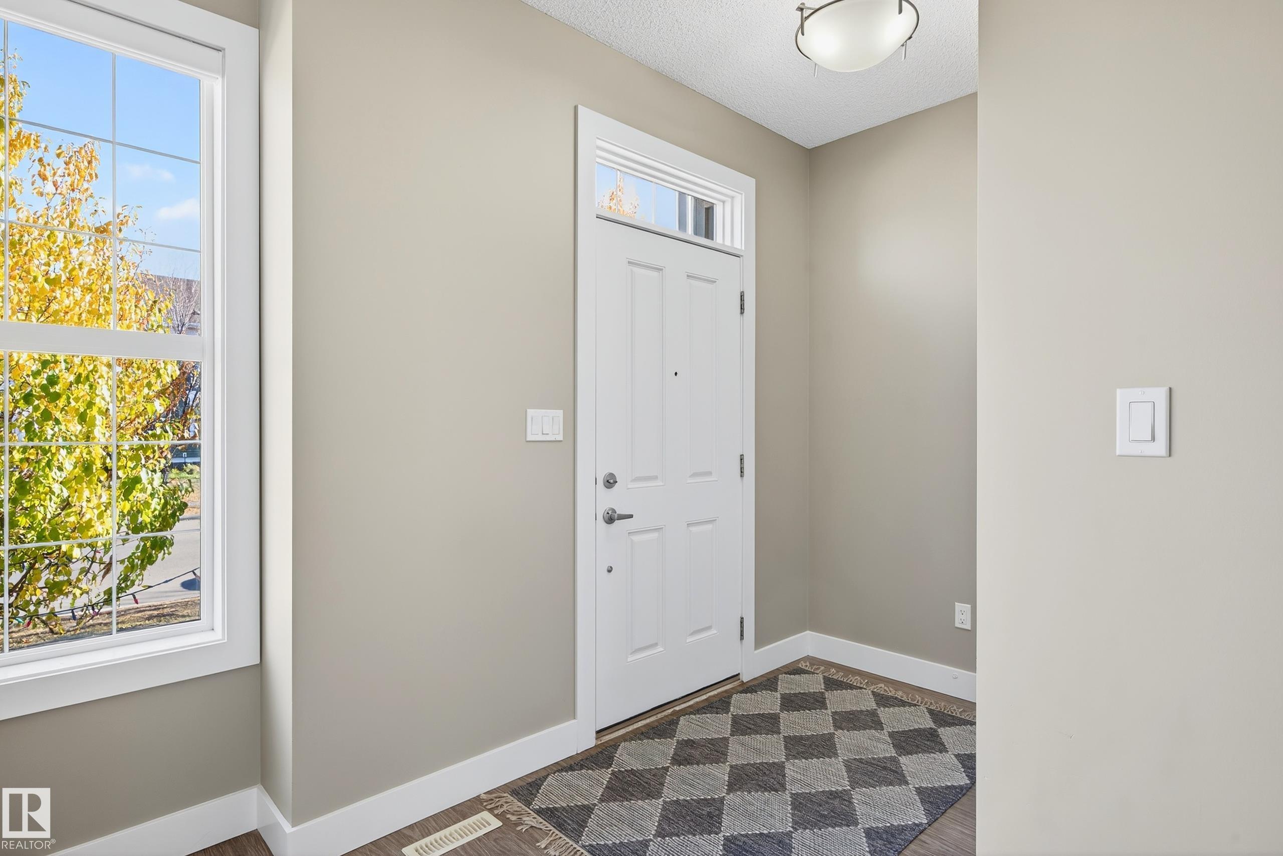 Photo 16 at 2126 24 Street NW, Laurel, Edmonton