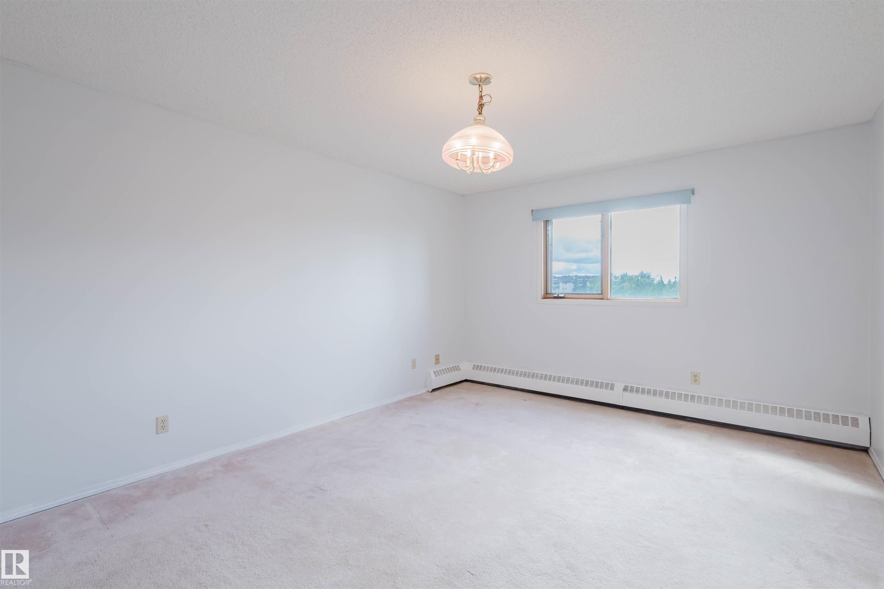 Photo 18 at 402 - 11020 19 Avenue NW, Keheewin, Edmonton