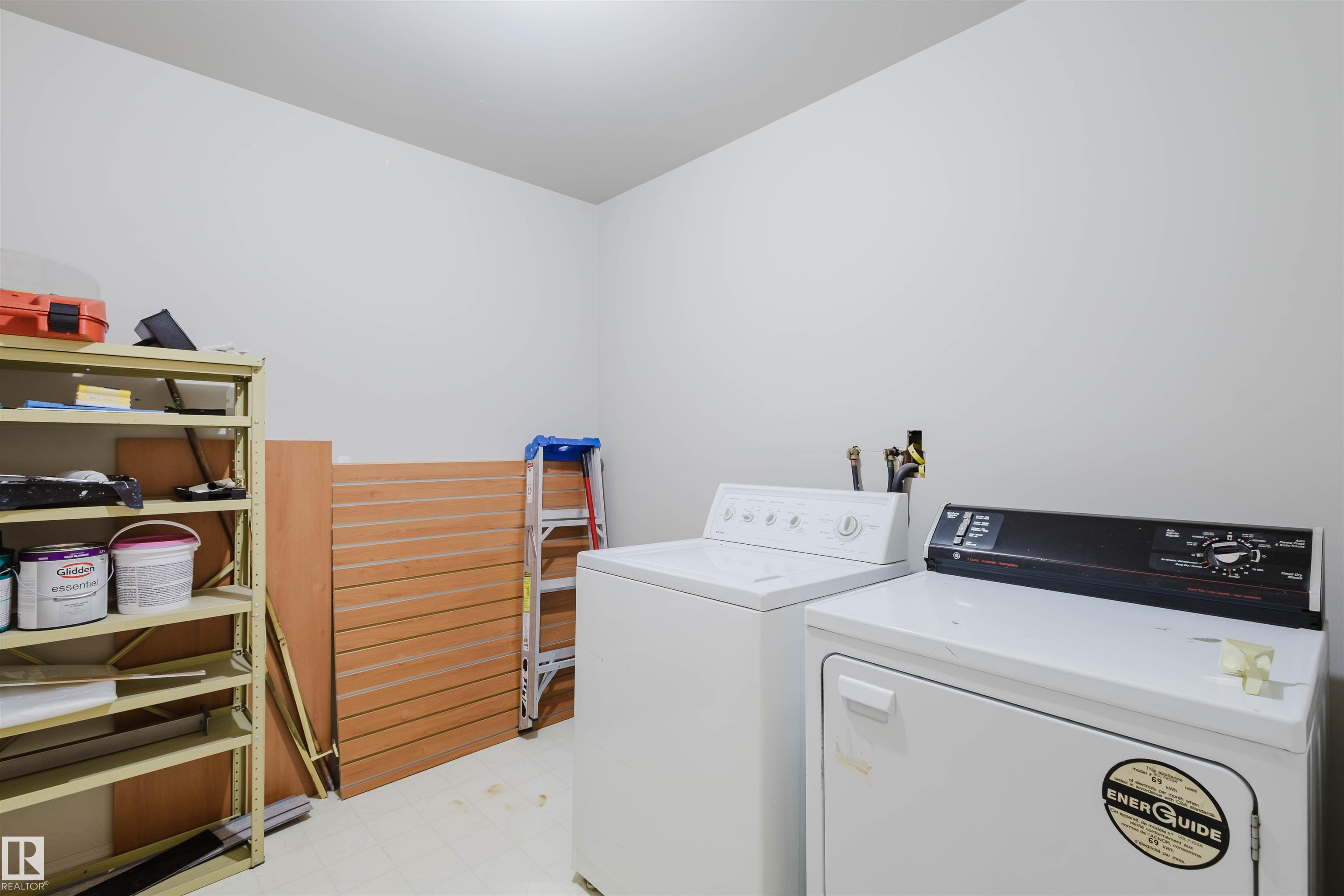 Photo 3 at 402 - 11020 19 Avenue NW, Keheewin, Edmonton