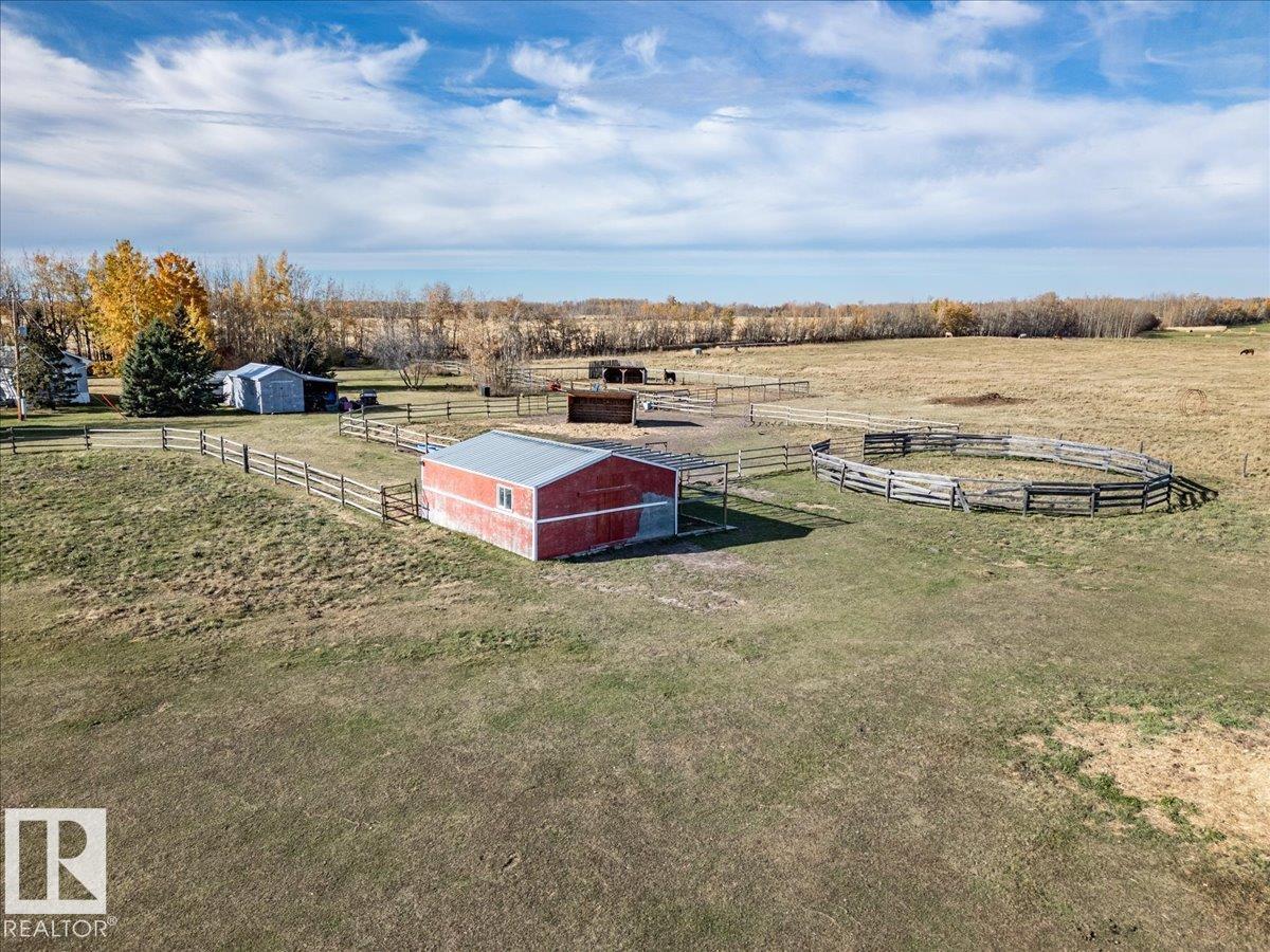 Photo 34 at 28154 Twp Rd 485, None, Rural Leduc County