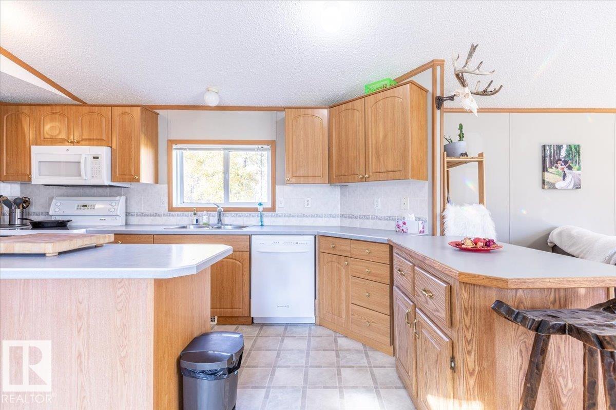 Photo 9 at 28154 Twp Rd 485, None, Rural Leduc County