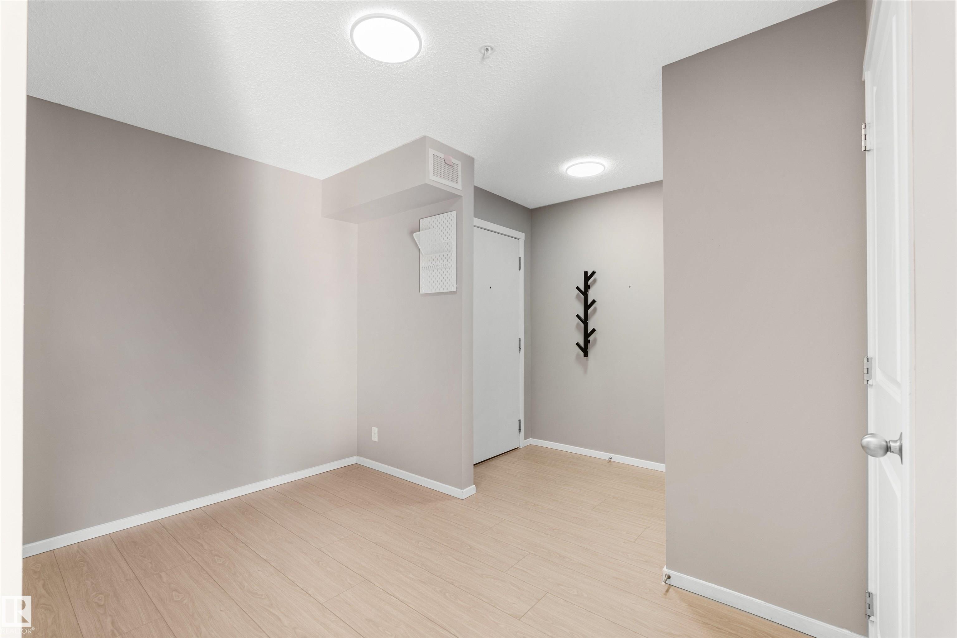Photo 10 at 202 - 3315 James Mowatt Trail SW, Allard, Edmonton