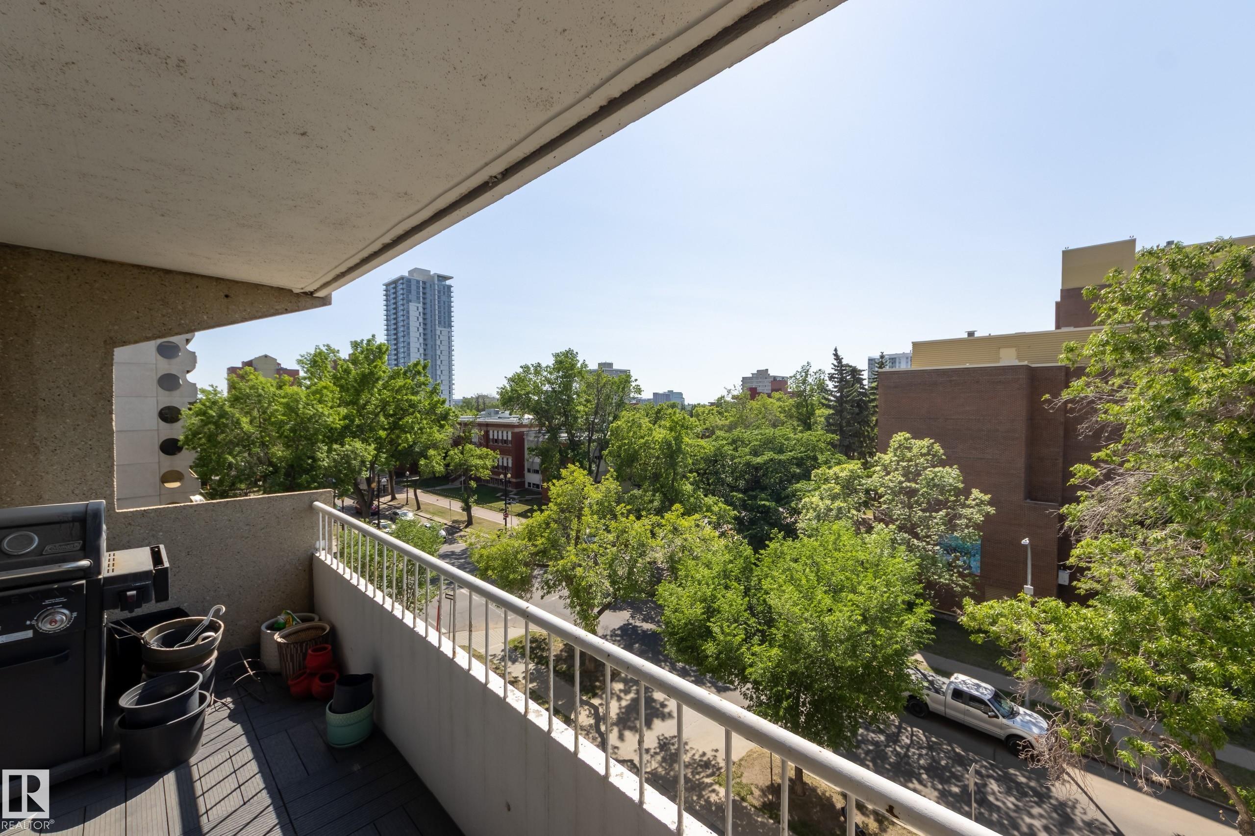 Photo 14 at 504 - 9909 110 Street NW, Wîhkwêntôwin, Edmonton