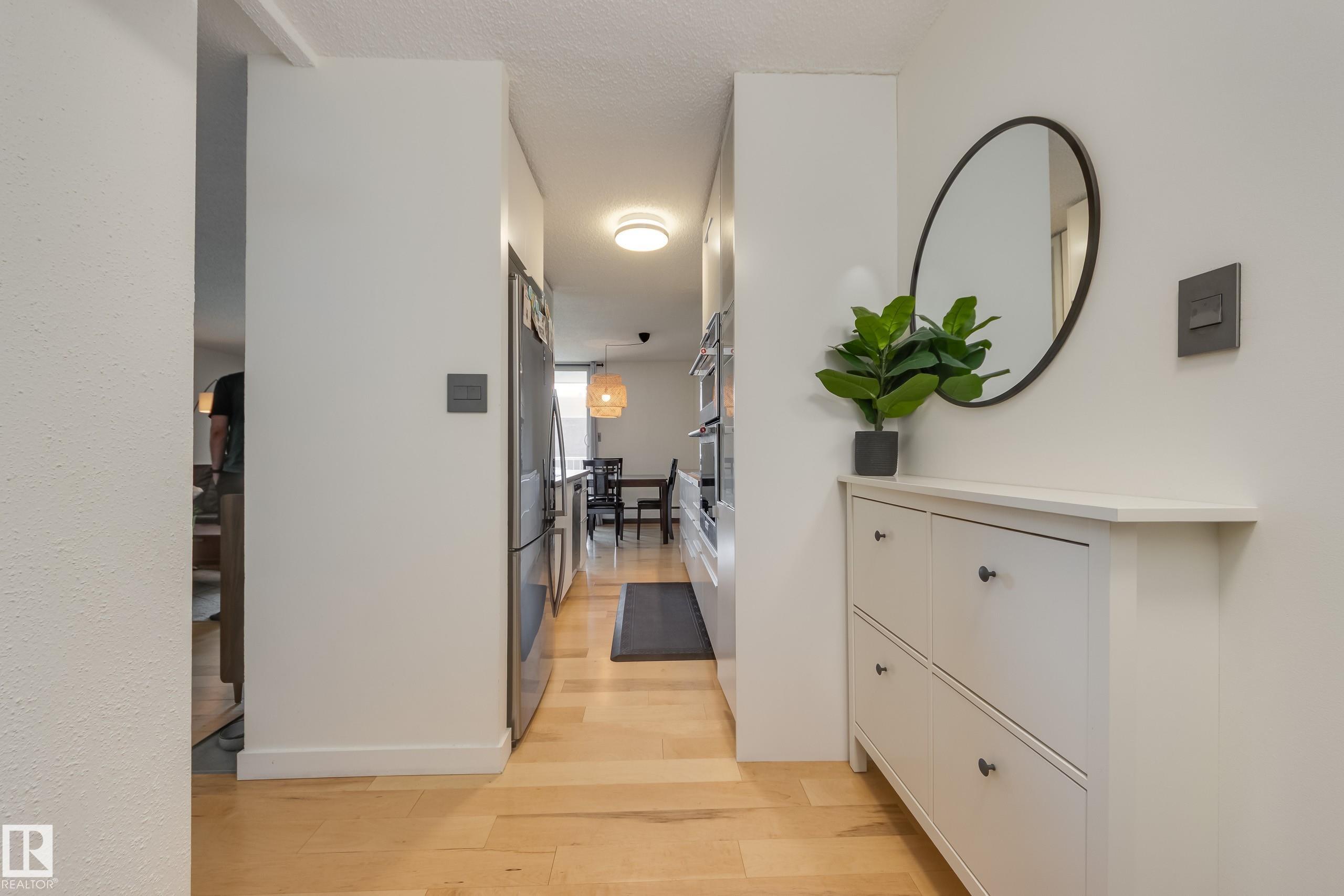 Photo 7 at 504 - 9909 110 Street NW, Wîhkwêntôwin, Edmonton