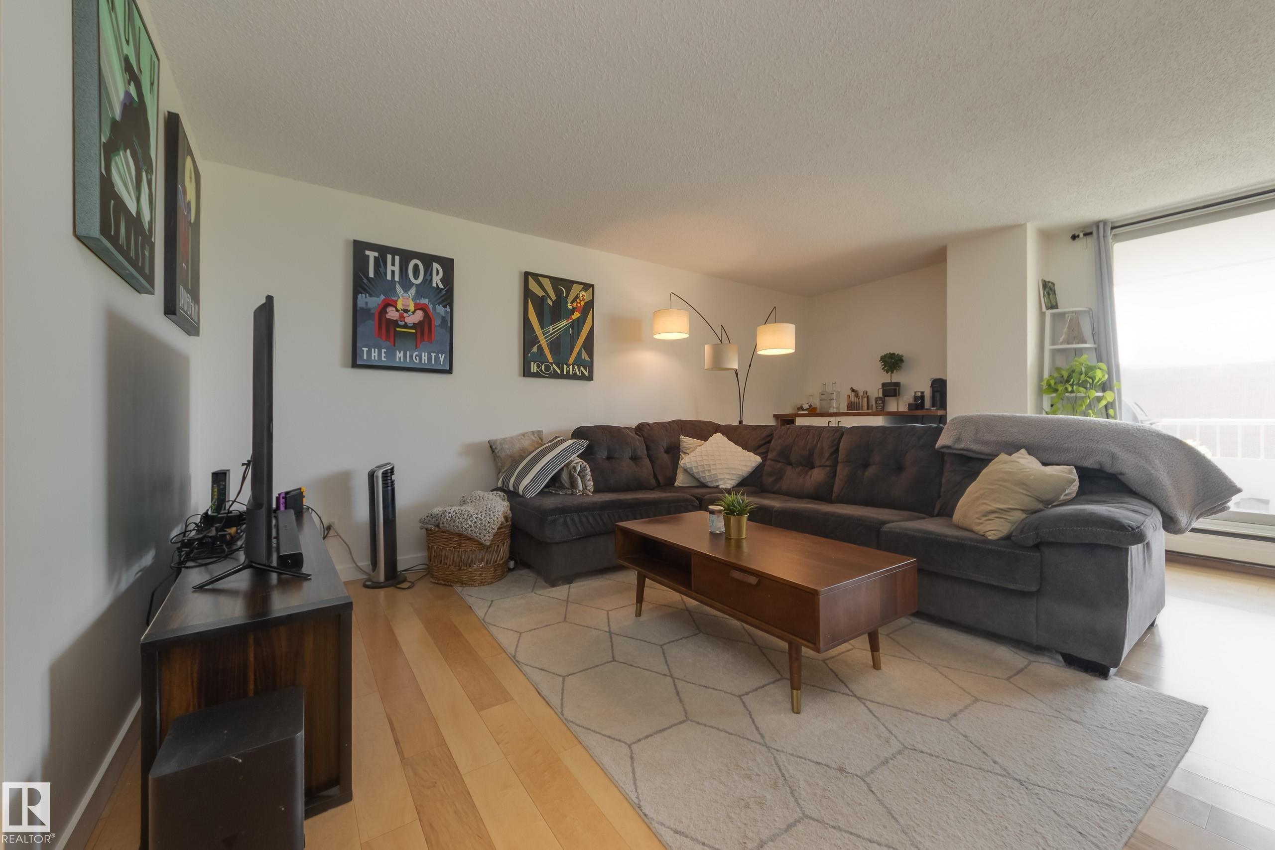 Photo 9 at 504 - 9909 110 Street NW, Wîhkwêntôwin, Edmonton