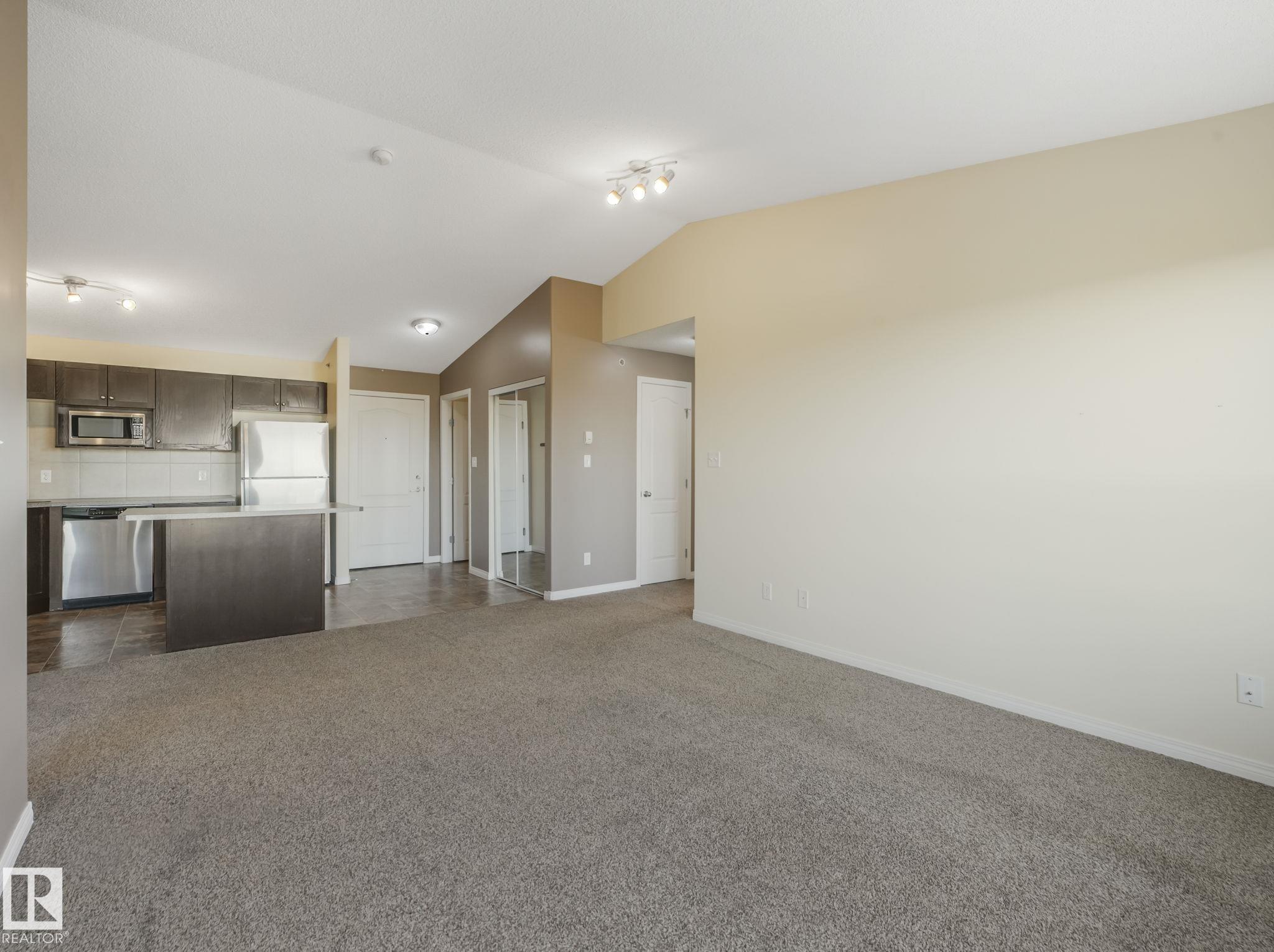 Photo 13 at 423 - 1520 Hammond Gate NW, The Hamptons, Edmonton