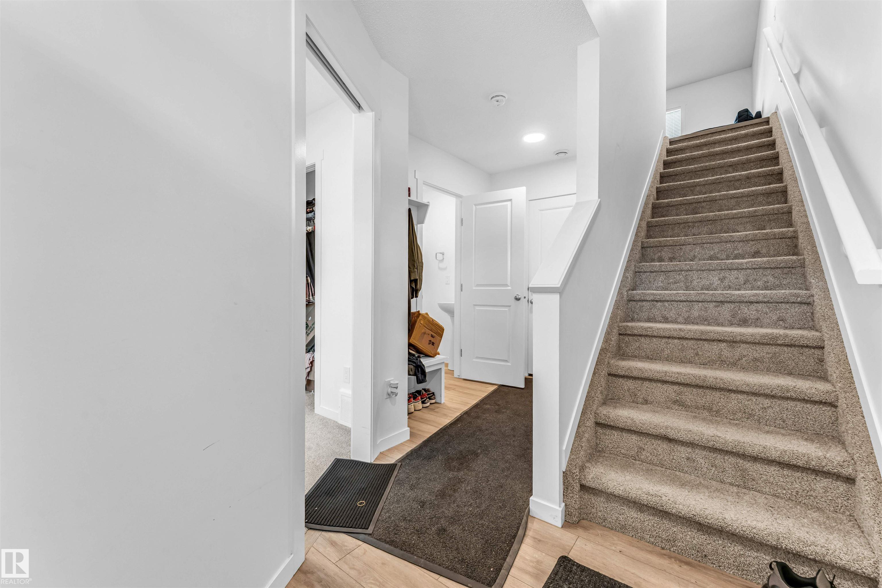 Photo 6 at 1106 Aster Boulevard NW, Aster, Edmonton