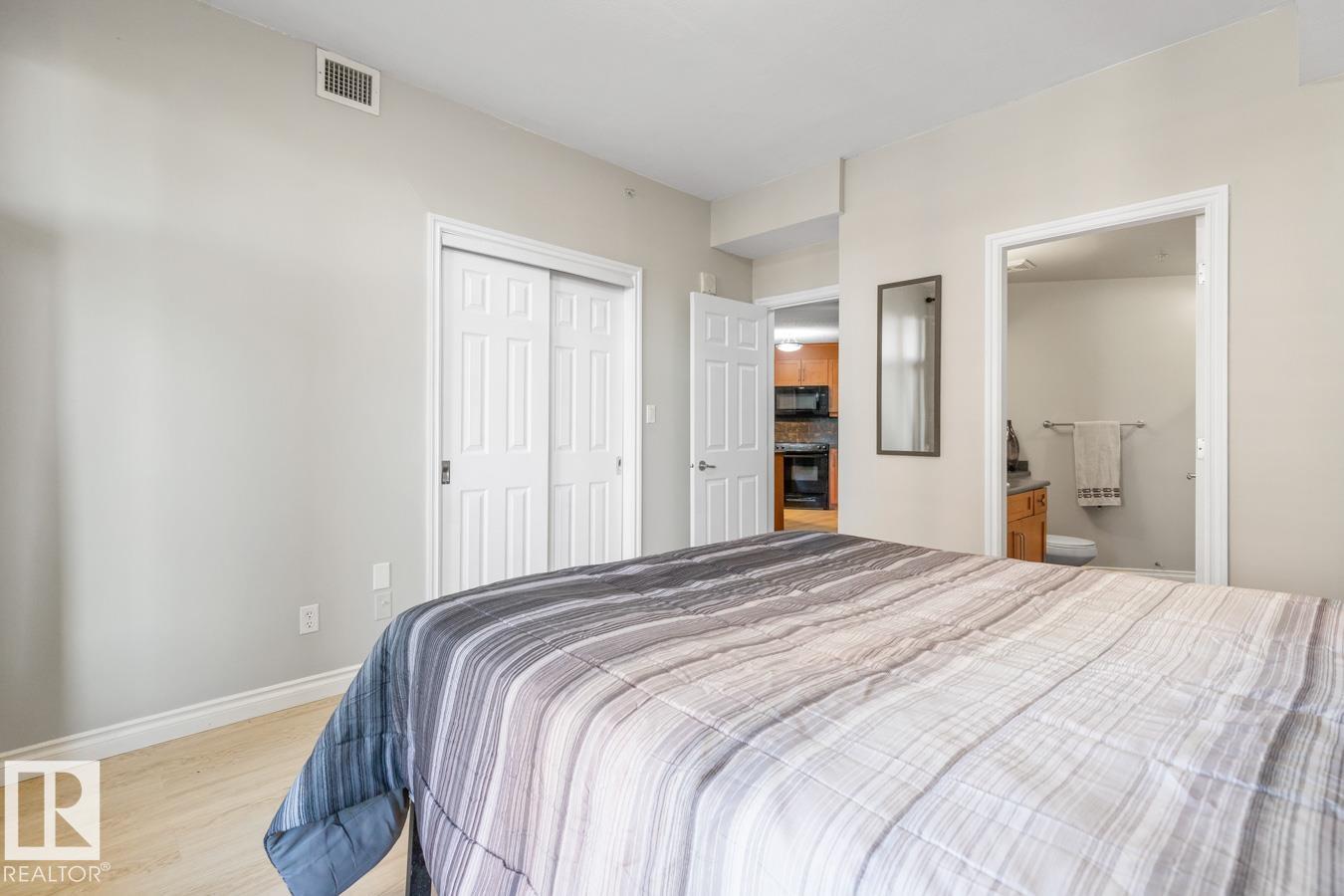 Photo 13 at 402 - 9020 Jasper Avenue NW, Boyle Street, Edmonton