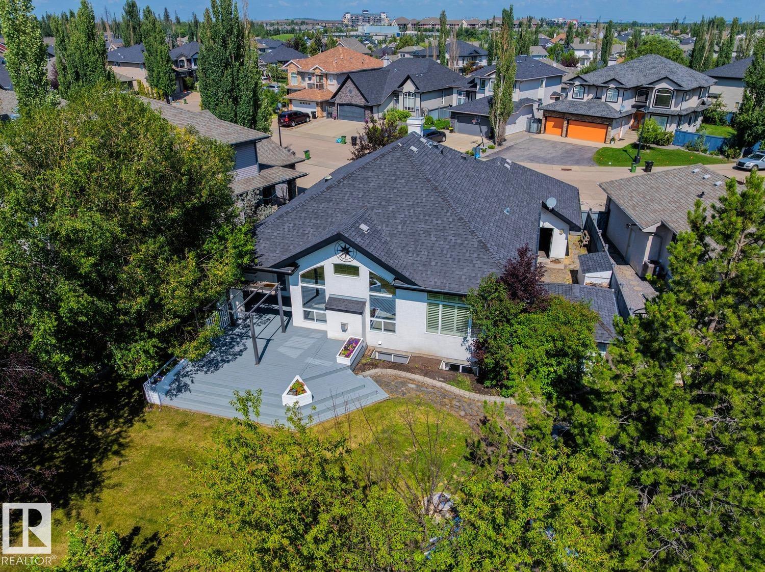 http://cdnparap120.paragonrels.com/ParagonImages/Property/p12/RAE/225375158/52/0/0/15d8a7ba398e263d76c8e319dbb6c4d8/1/267c23eae1c462a7efa536b6b1d6ba18/225375158-6E93CEA9-1677-4304-BFD1-B19F6F4BA2CF.JPG