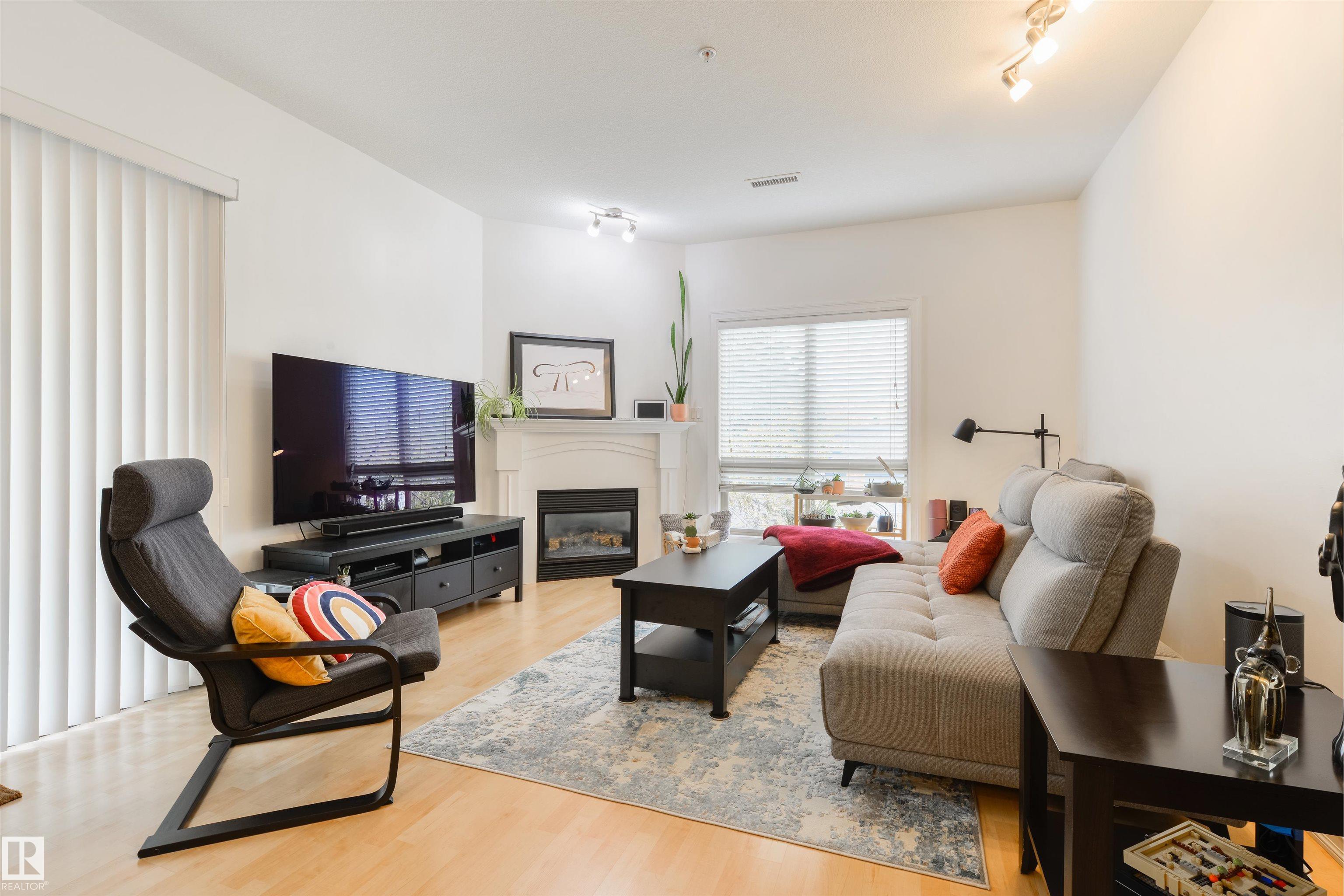 304 - 10630 78 Avenue NW, Queen Alexandra, Edmonton 