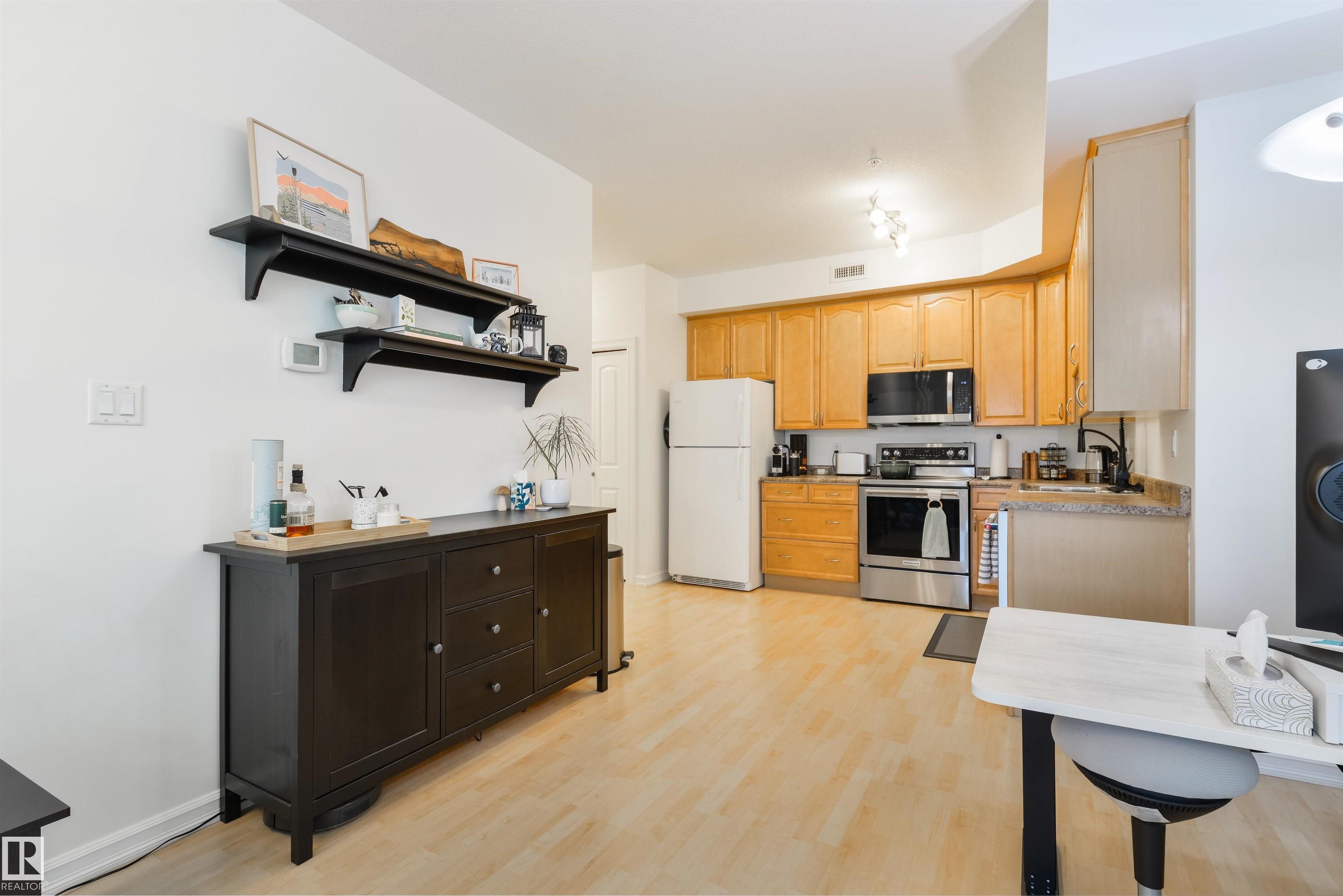 Photo 11 at 304 - 10630 78 Avenue NW, Queen Alexandra, Edmonton