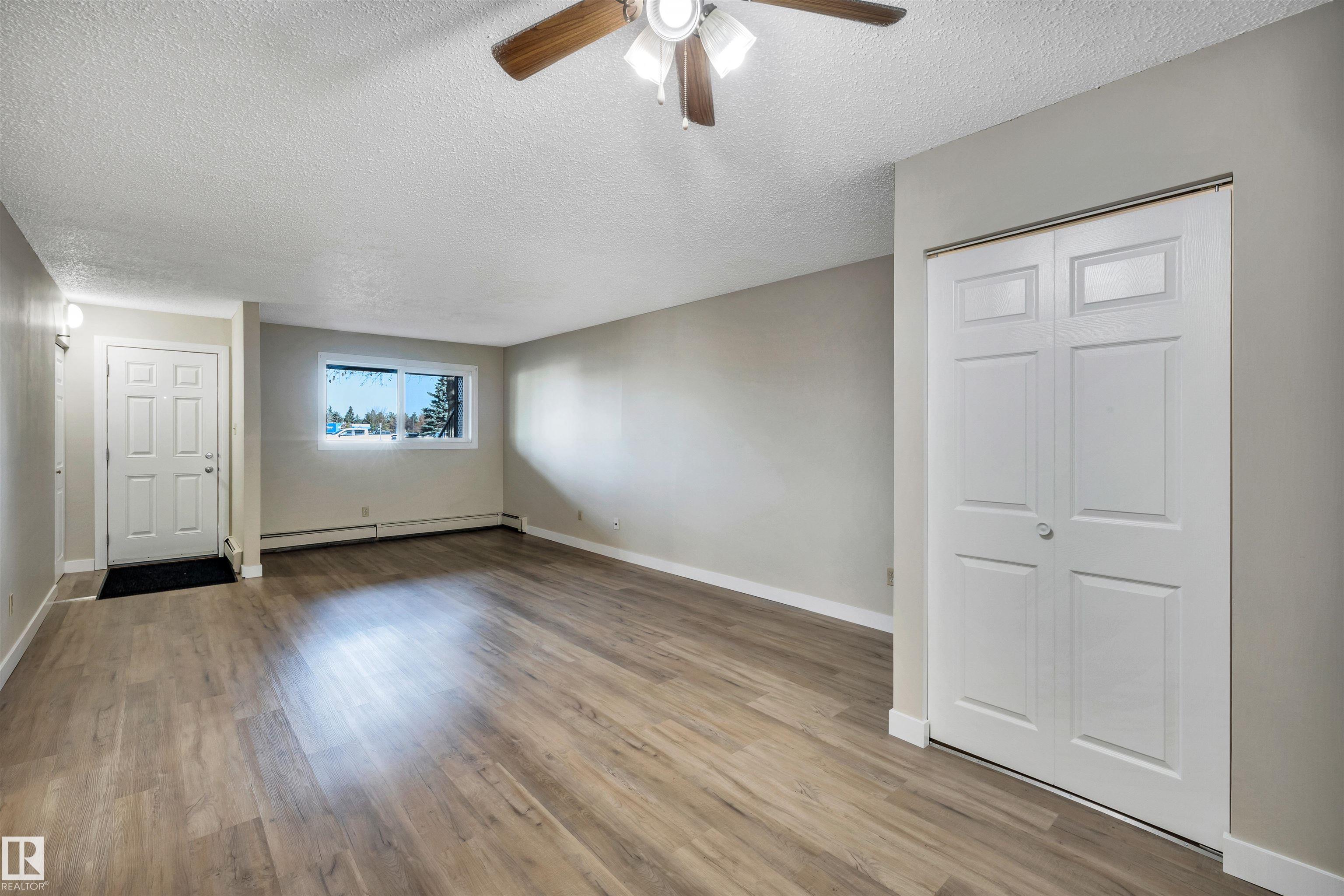 Photo 12 at 5011 Tudor Glen, Grandin, St. Albert