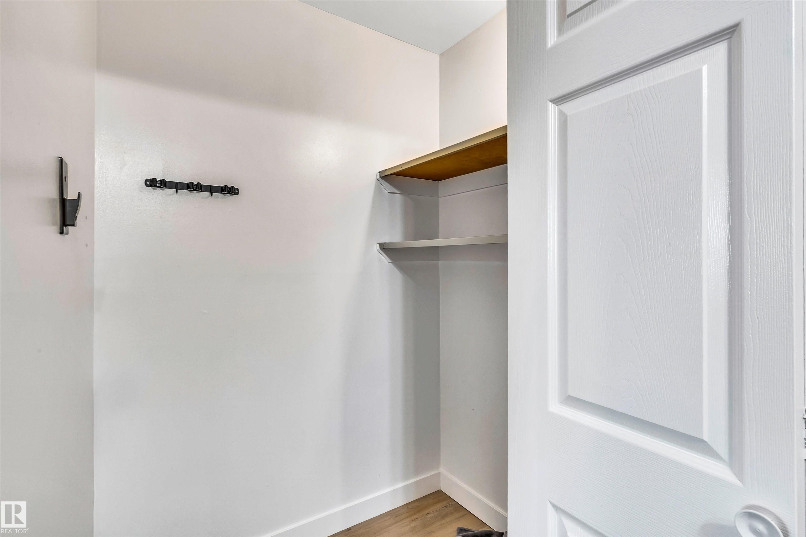 Photo 13 at 5011 Tudor Glen, Grandin, St. Albert