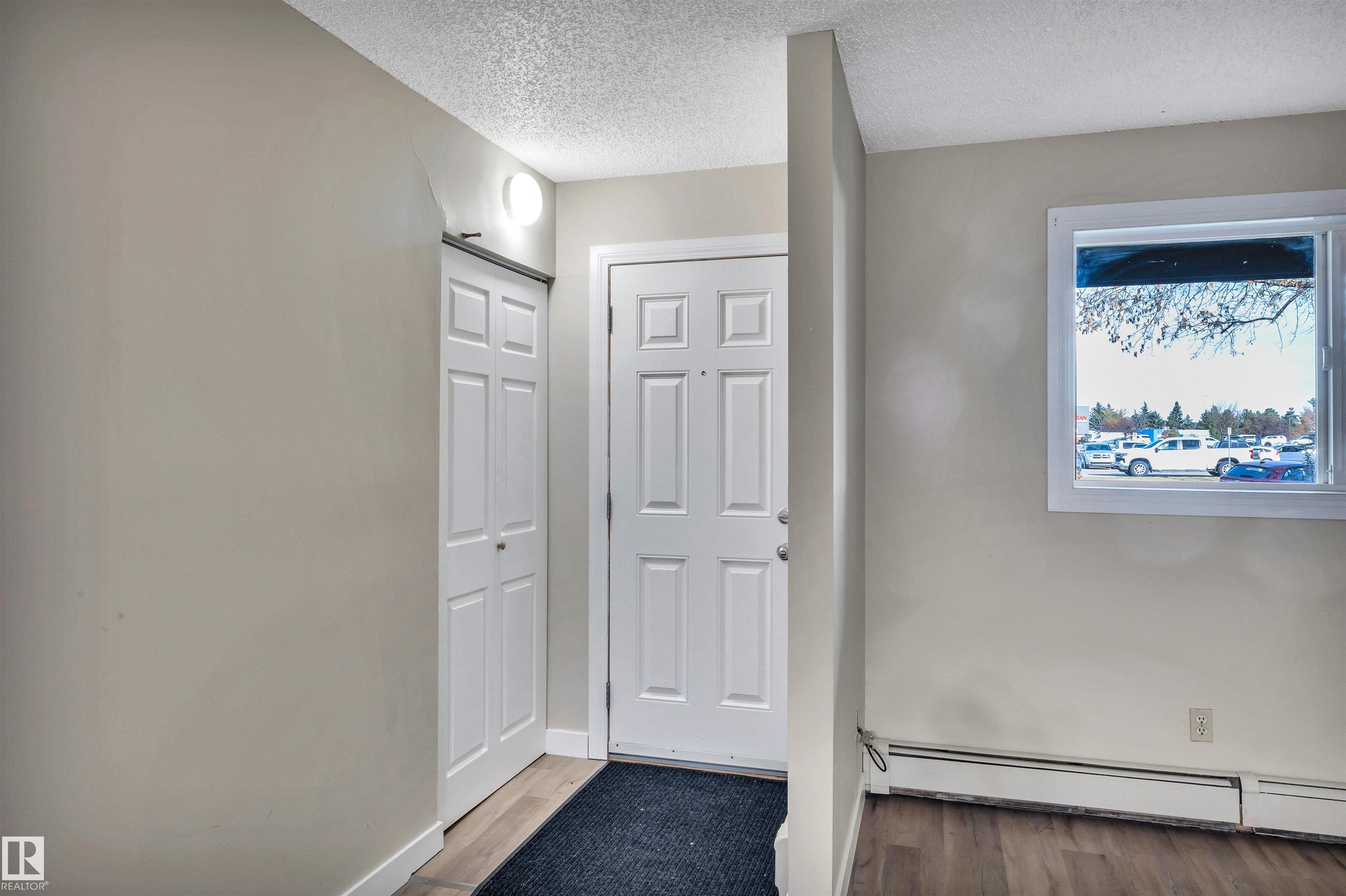 Photo 6 at 5011 Tudor Glen, Grandin, St. Albert