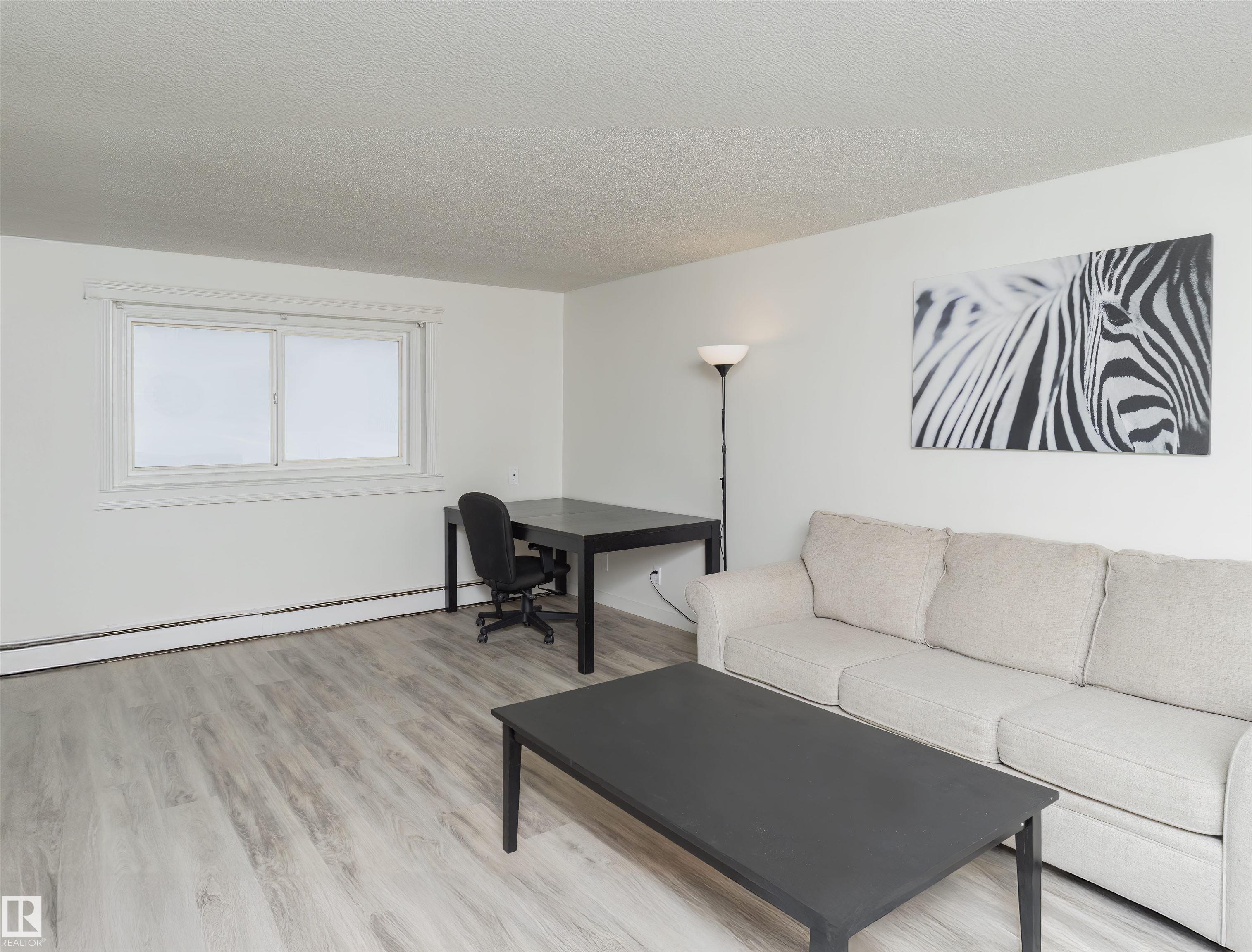 Photo 7 at 107 - 7204 81 Avenue NW, King Edward Park, Edmonton