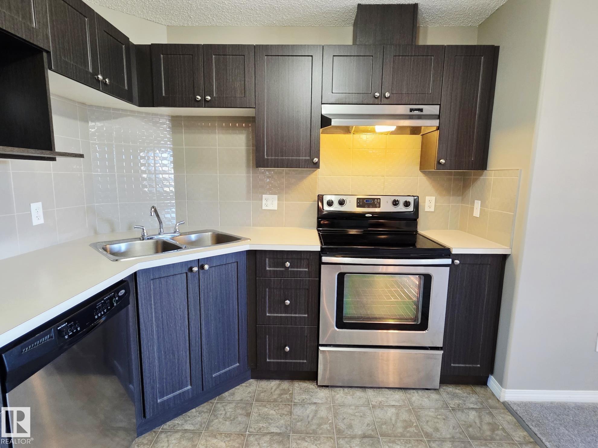 Photo 8 at 340 - 1520 Hammond Gate NW, The Hamptons, Edmonton