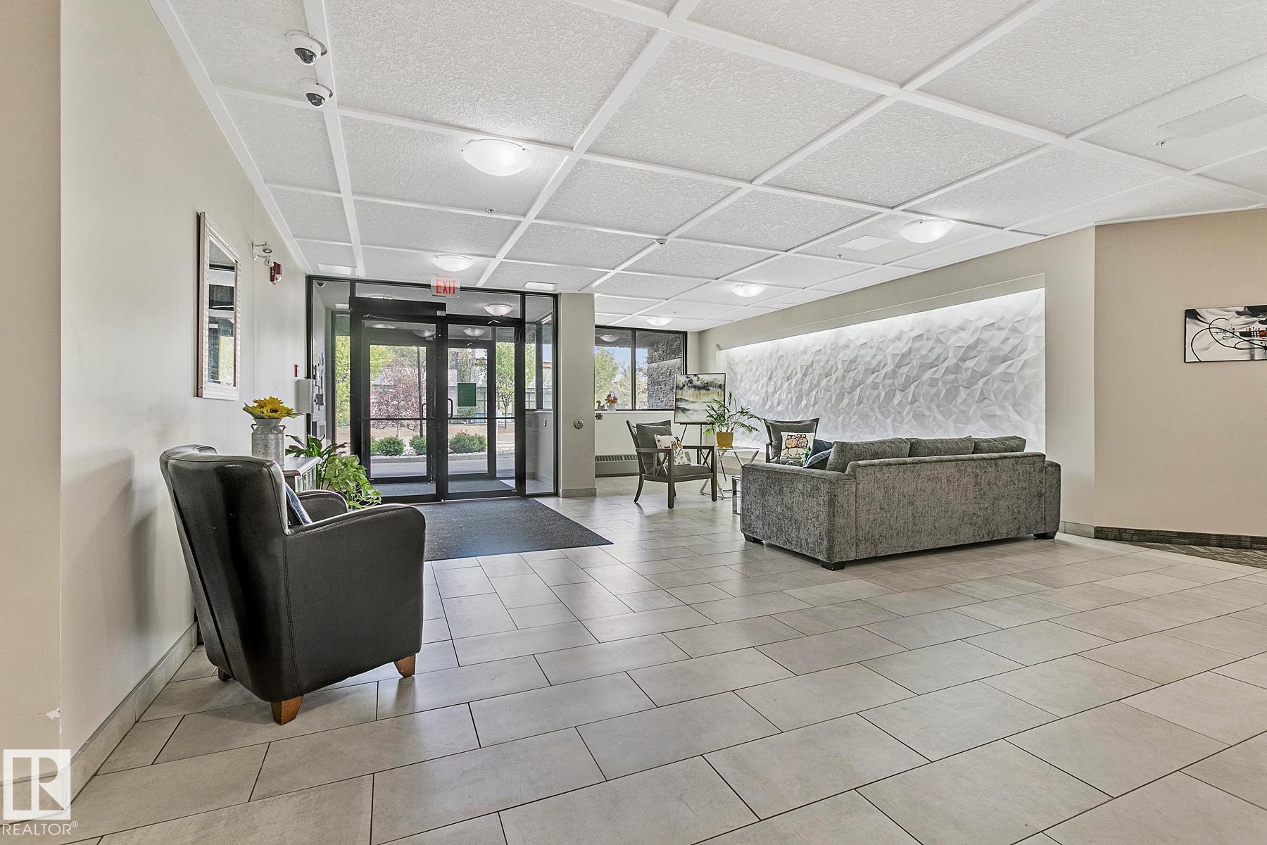 Photo 2 at 106 - 279 Wye Road, Salisbury Village, Sherwood Park