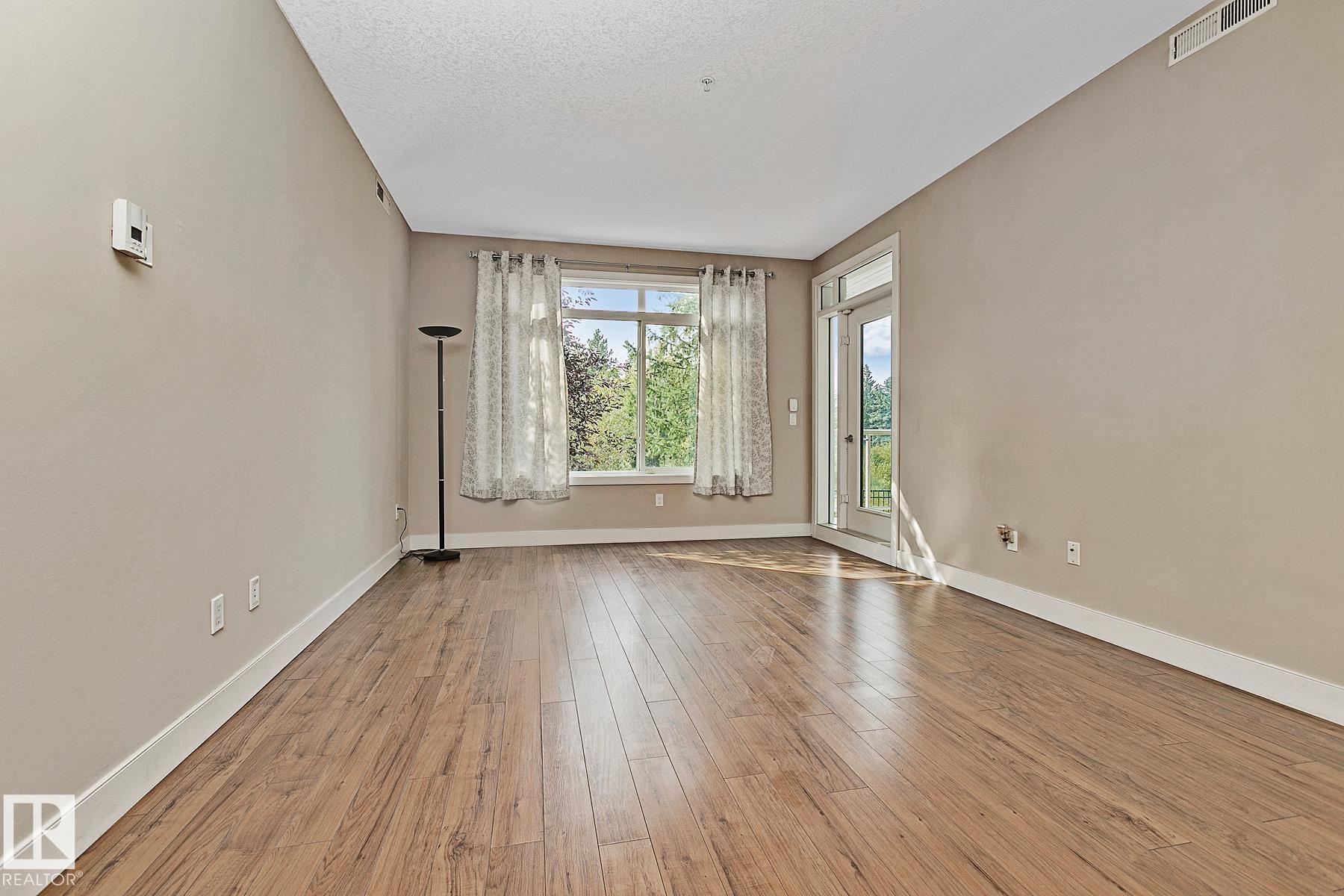 Photo 21 at 106 - 279 Wye Road, Salisbury Village, Sherwood Park