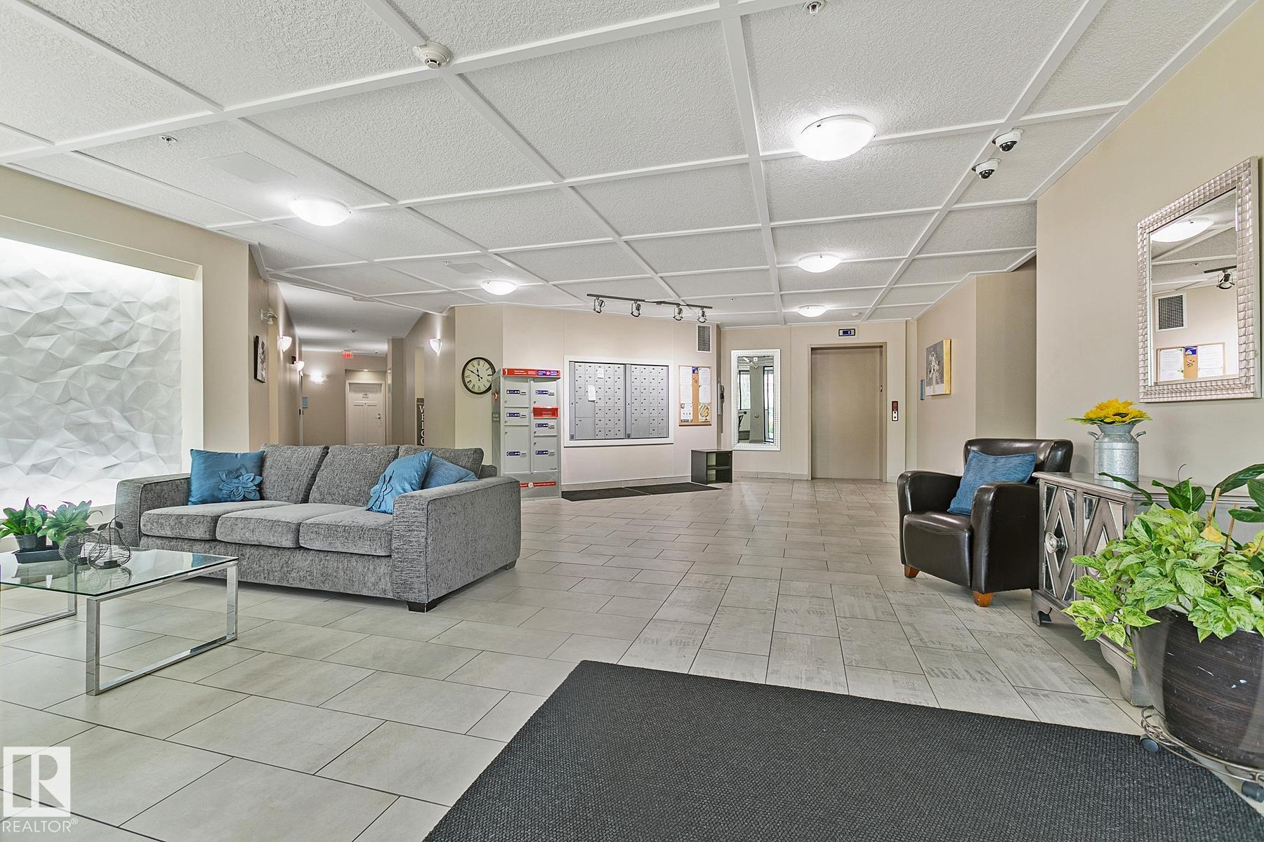 Photo 4 at 106 - 279 Wye Road, Salisbury Village, Sherwood Park