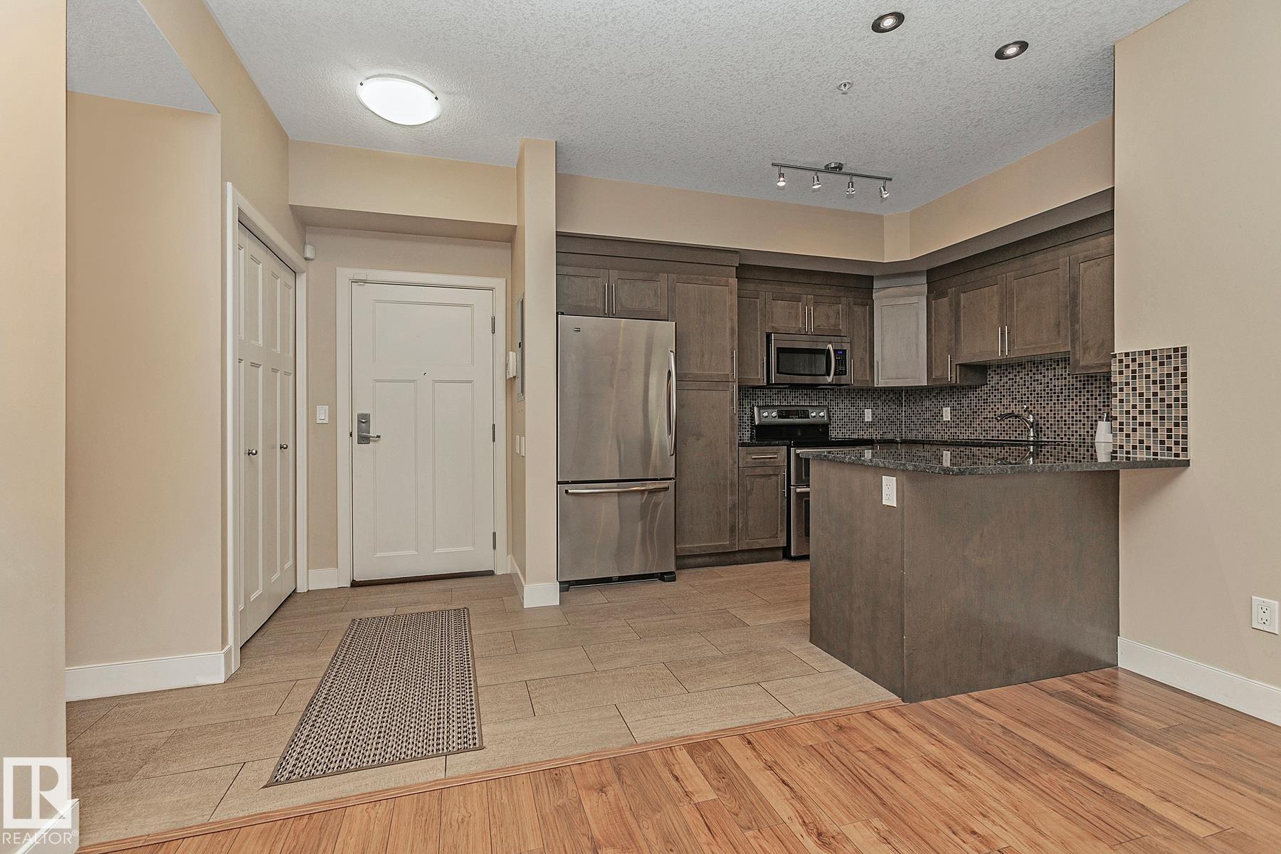 Photo 7 at 106 - 279 Wye Road, Salisbury Village, Sherwood Park