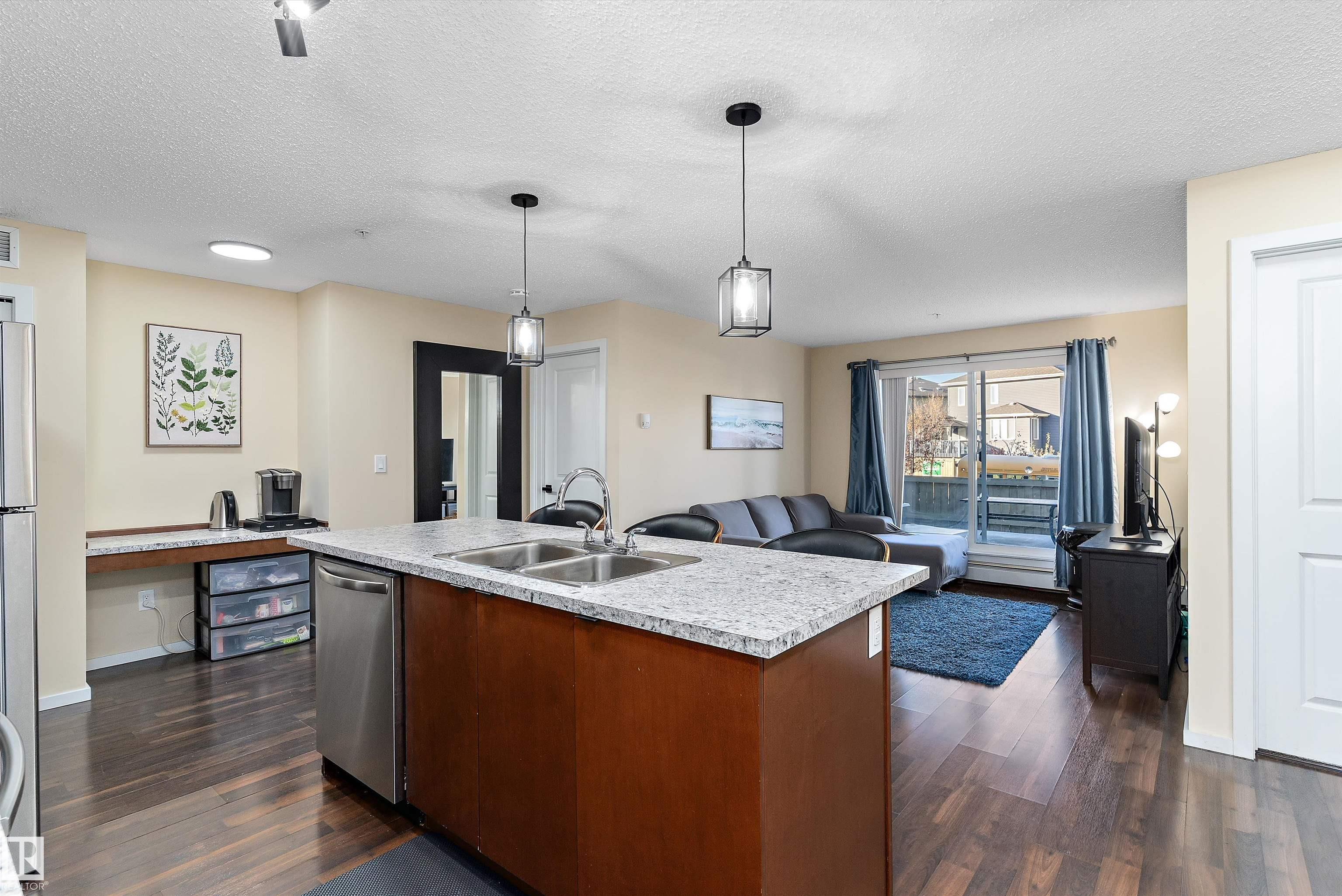Photo 8 at 122 - 3357 16a Avenue NW, Laurel, Edmonton