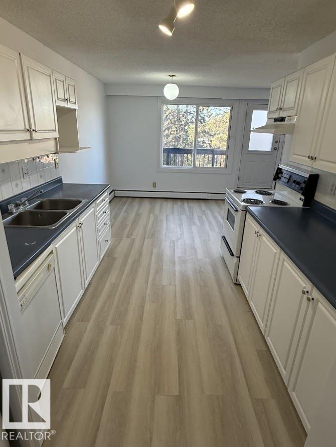 Photo 3 at 216 - 7835 159 Street NW, Patricia Heights, Edmonton