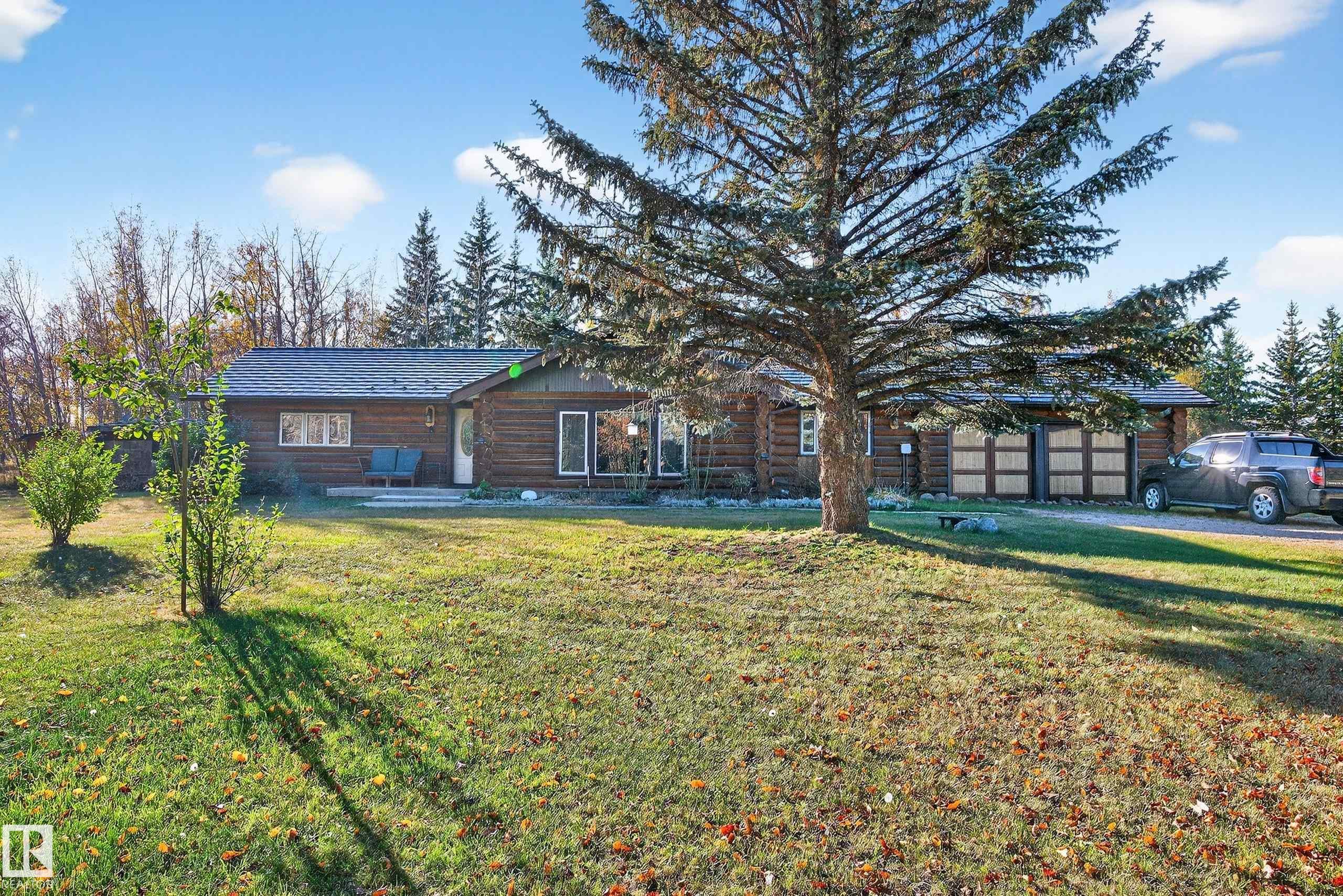 Photo 4 at 4 - 51317 Hghway 60, Spanish Oaks, Rural Parkland County