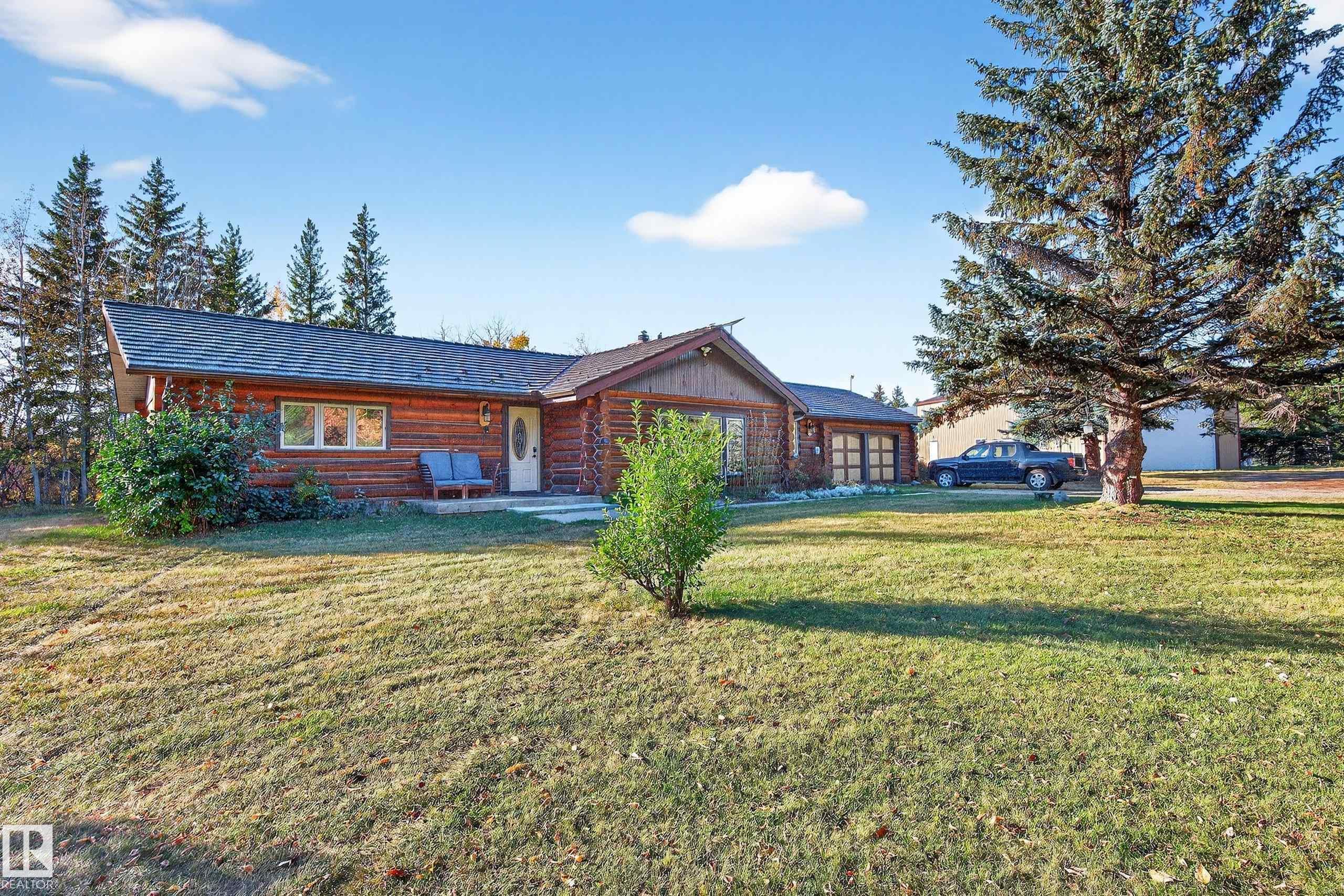 Photo 5 at 4 - 51317 Hghway 60, Spanish Oaks, Rural Parkland County