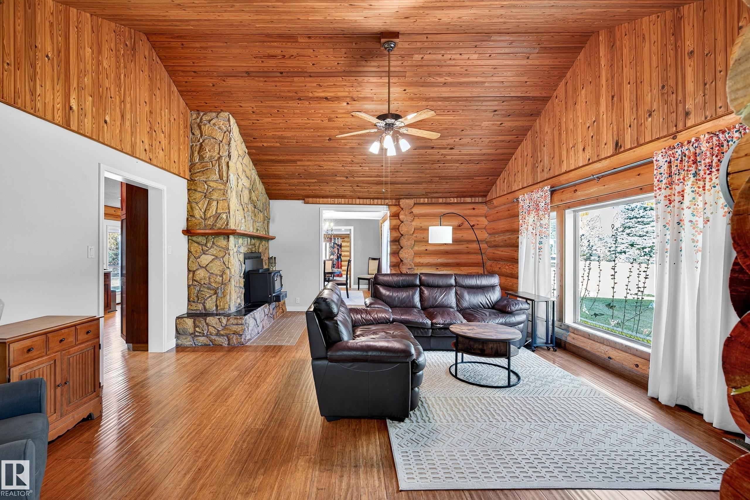 Photo 9 at 4 - 51317 Hghway 60, Spanish Oaks, Rural Parkland County