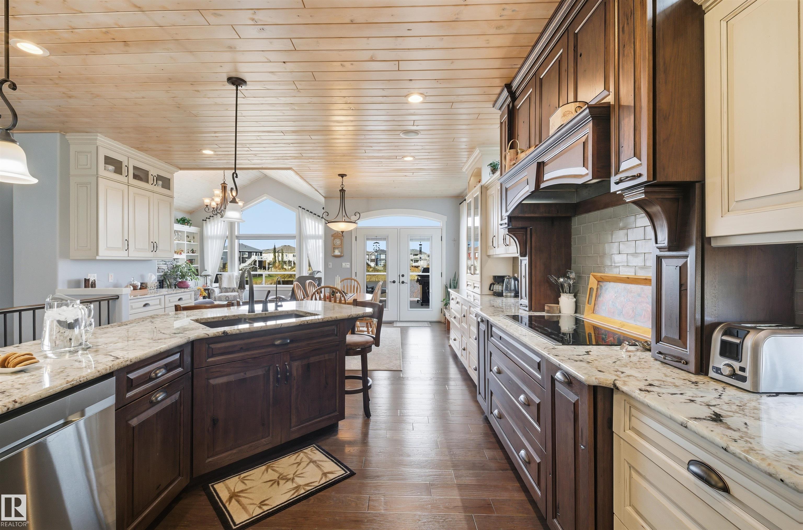 Photo 11 at 10504 103 Avenue, Morinville