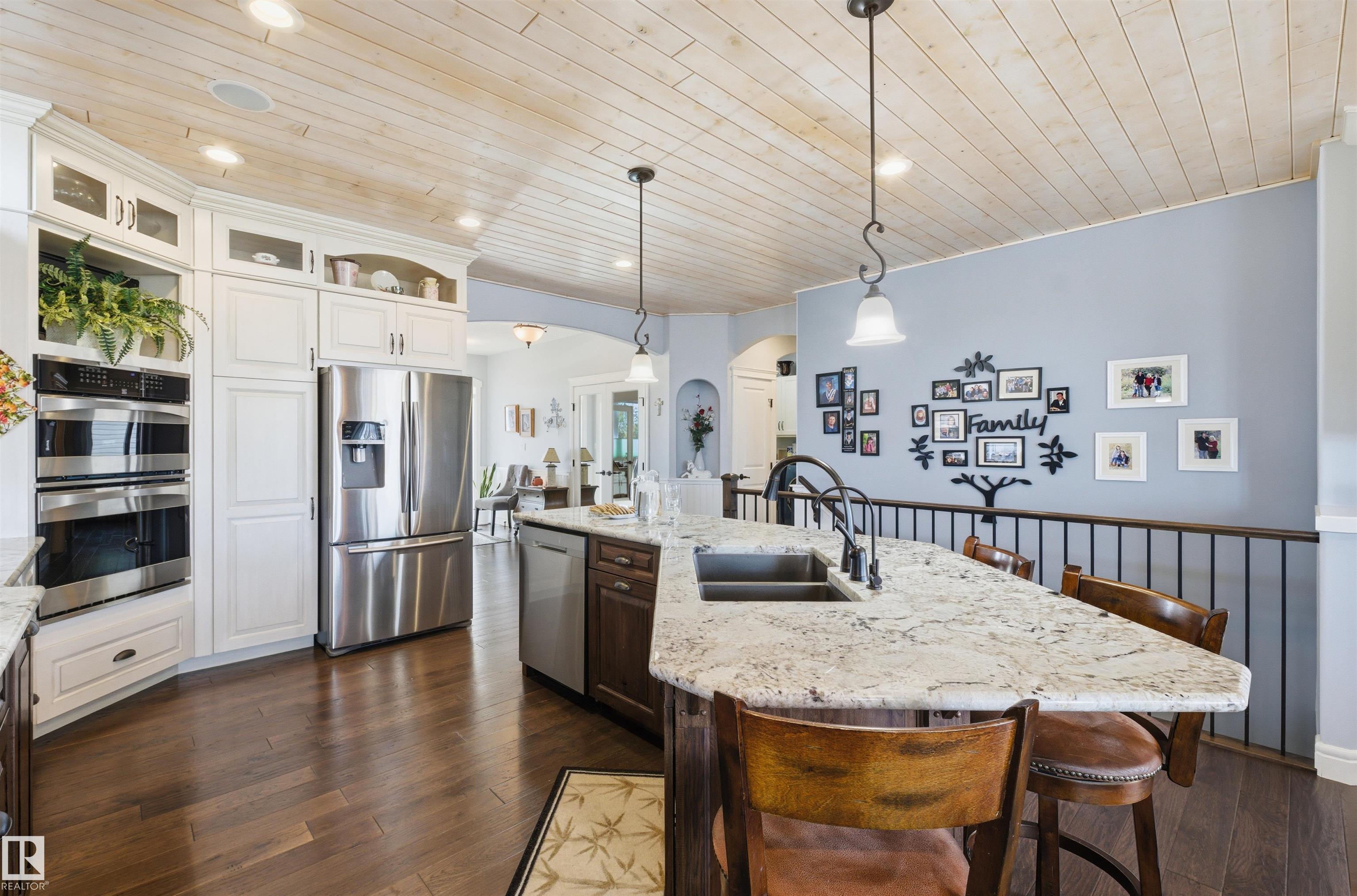 Photo 10 at 10504 103 Avenue, Morinville