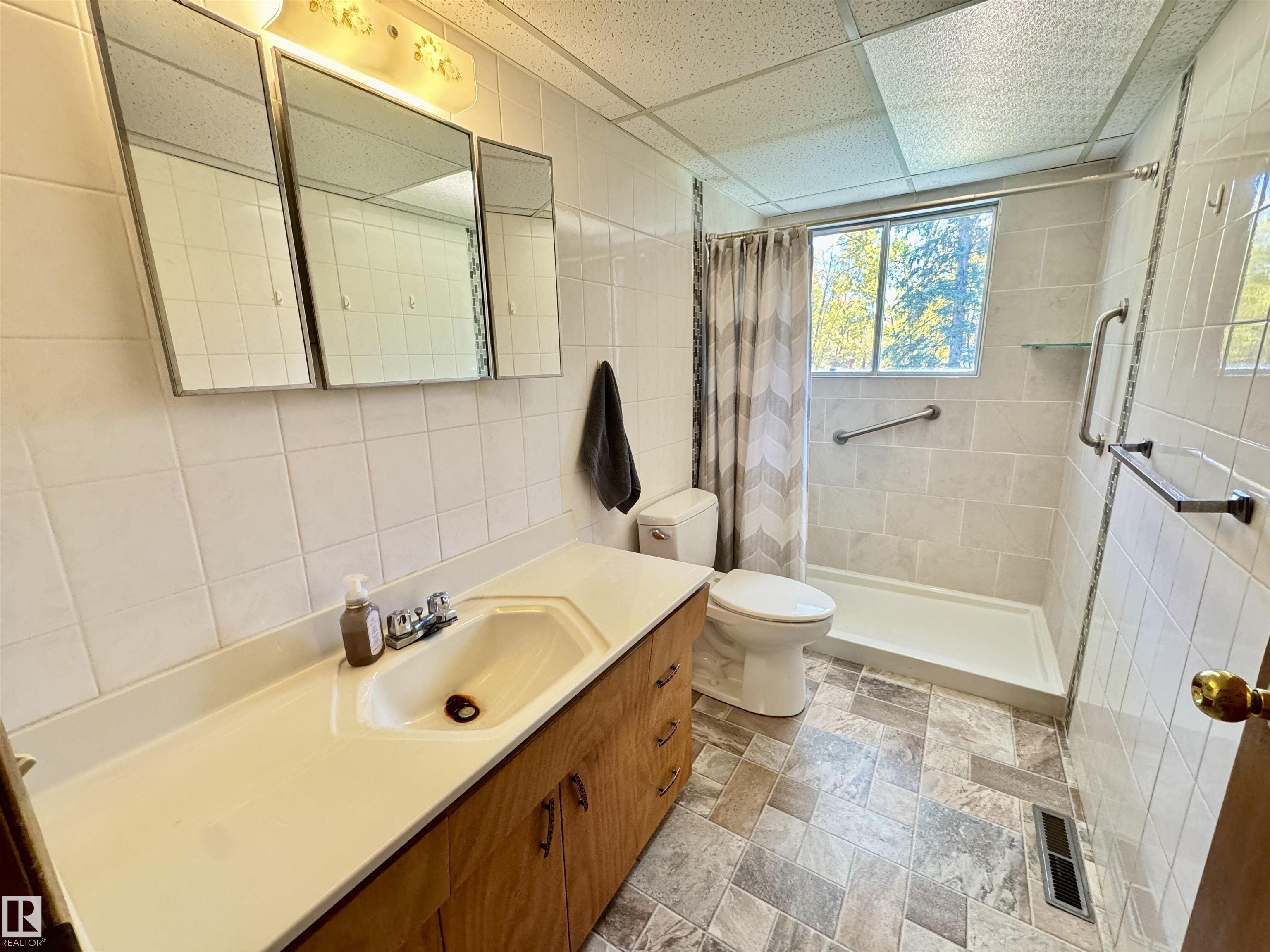 Photo 13 at 23205 Hwy 623, None, Rural Leduc County