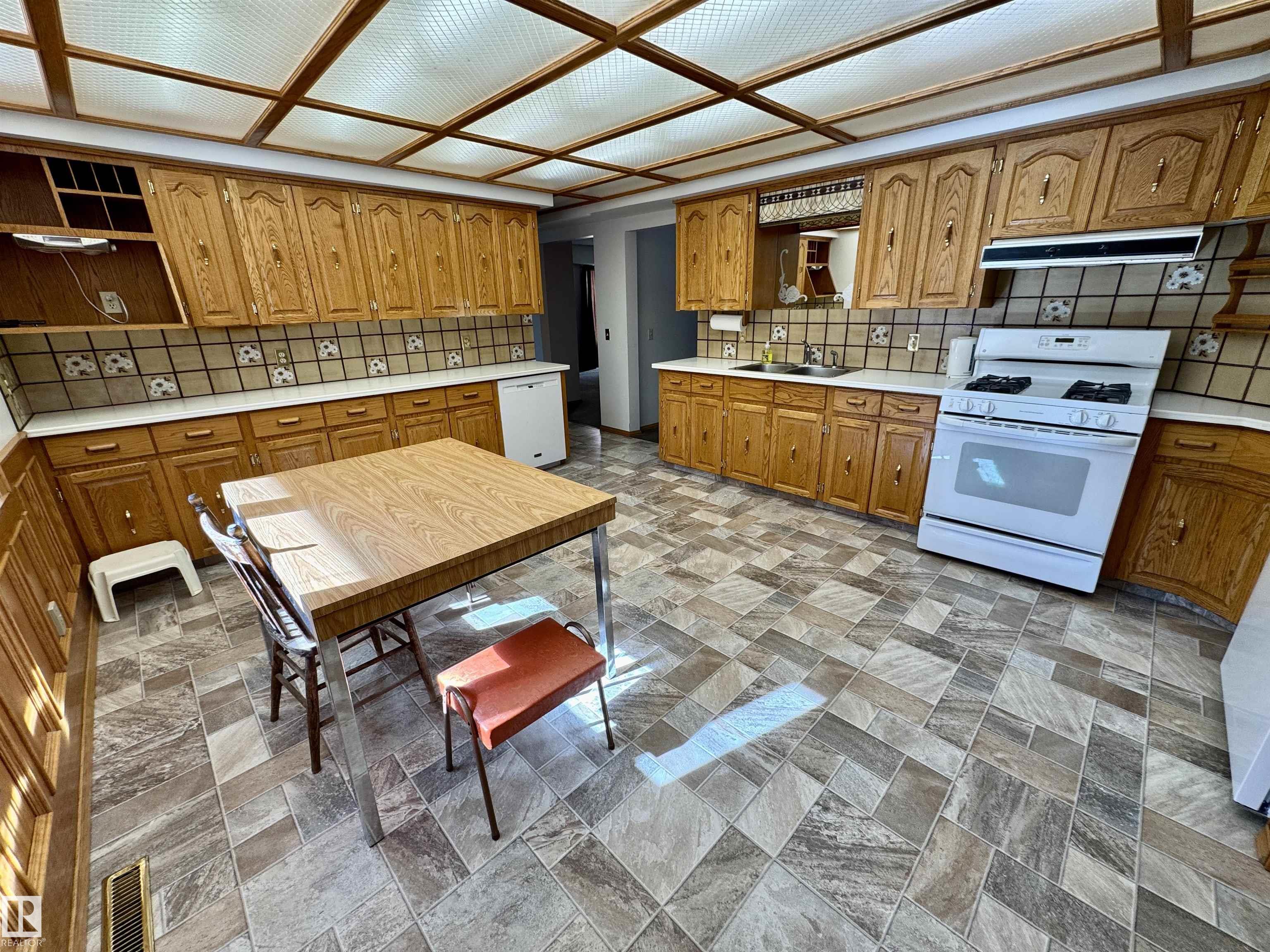 Photo 6 at 23205 Hwy 623, None, Rural Leduc County