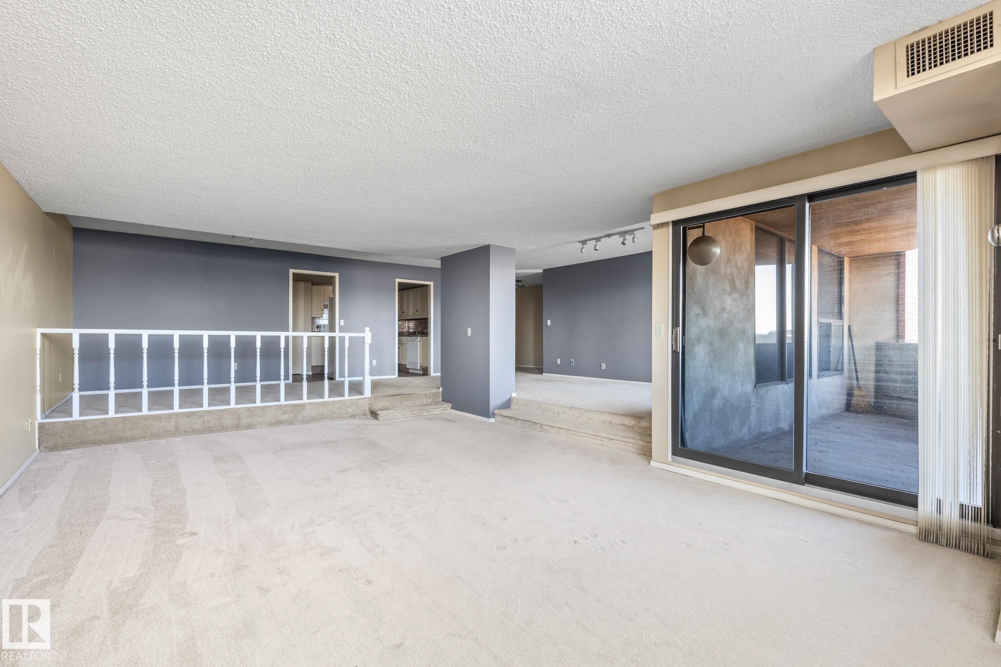 Photo 12 at 602 - 11503 100 Avenue NW, Wîhkwêntôwin, Edmonton