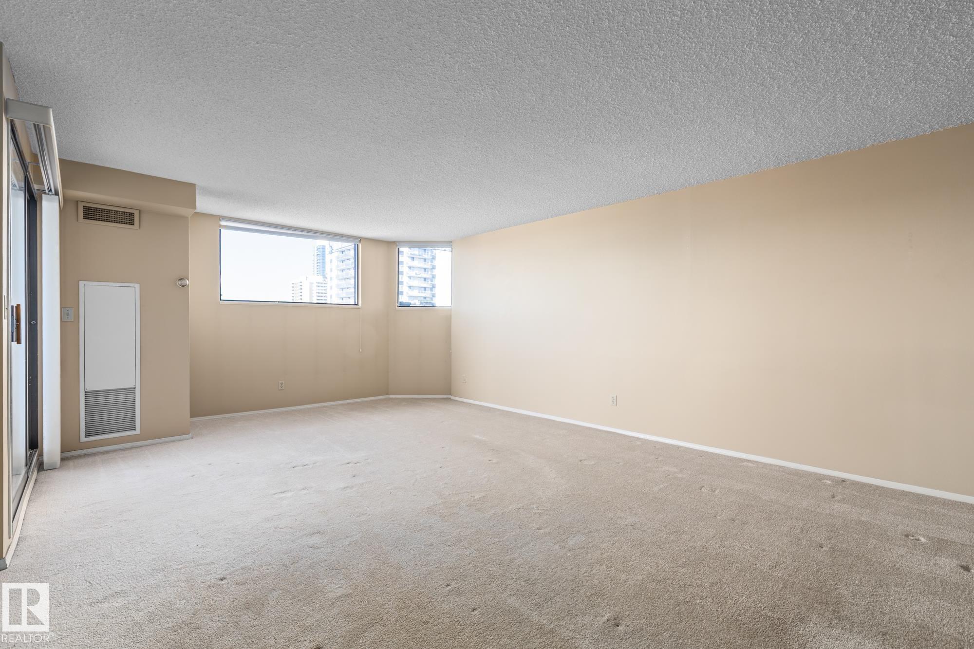 Photo 10 at 602 - 11503 100 Avenue NW, Wîhkwêntôwin, Edmonton