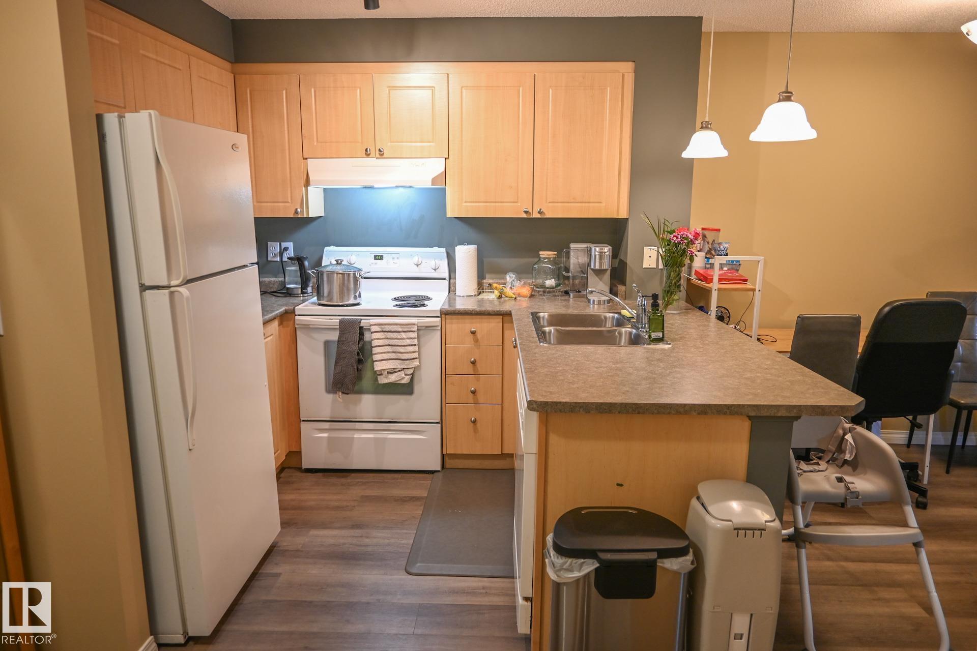 Photo 4 at 113 - 630 Mcallister Loop SW, Macewan, Edmonton