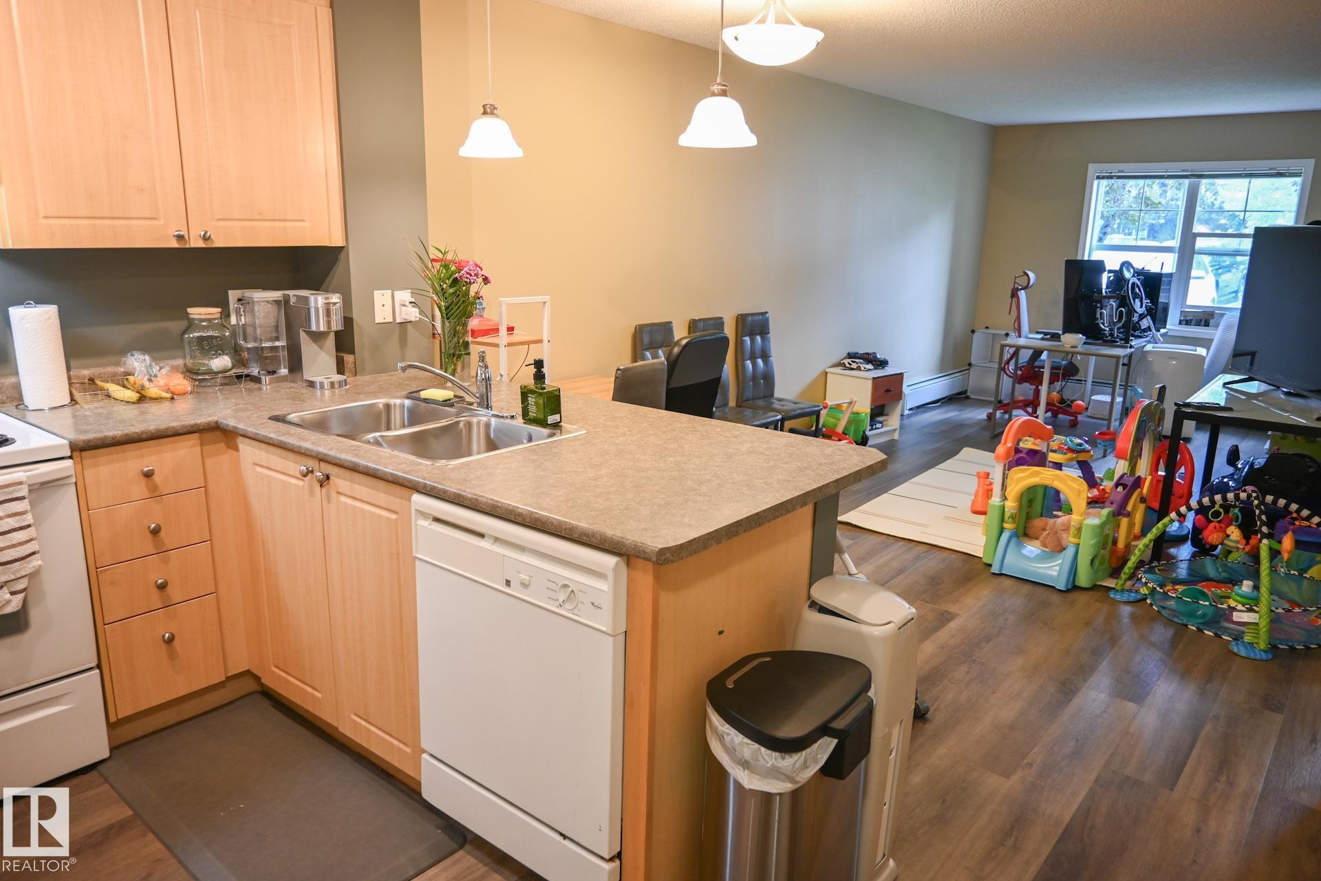 Photo 5 at 113 - 630 Mcallister Loop SW, Macewan, Edmonton