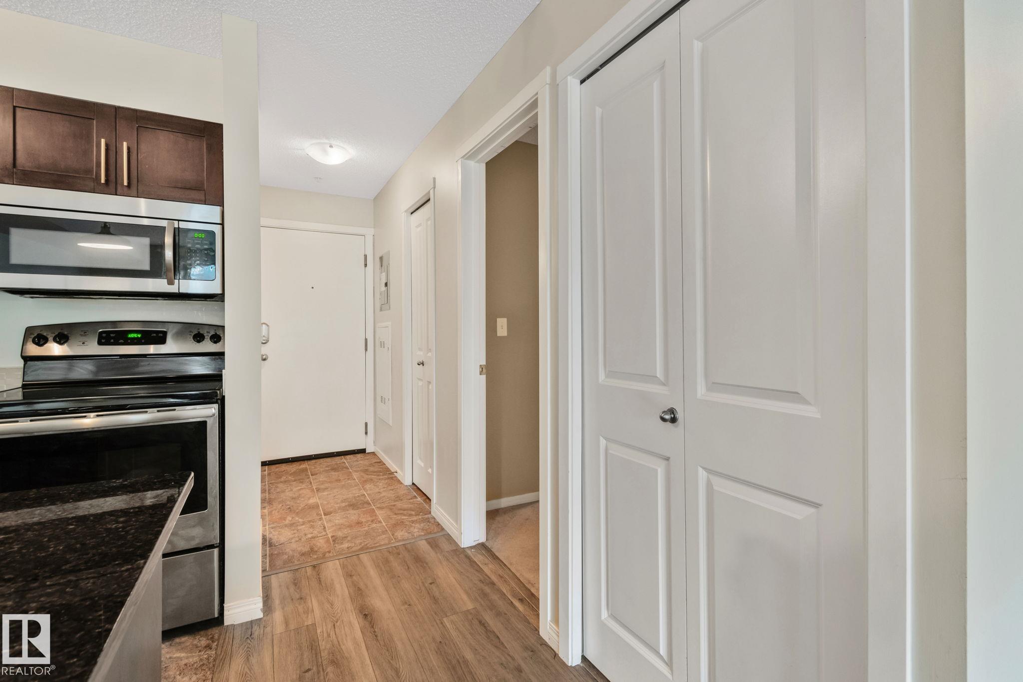 Photo 19 at 210 - 5804 Mullen Place NW, MacTaggart, Edmonton
