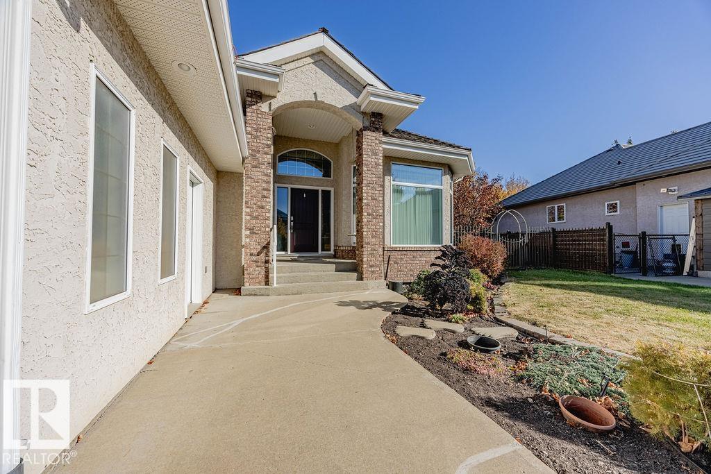 Photo 7 at 617 Fountain Creek Circle, Fountain Creek Estates, Rural Strathcona County