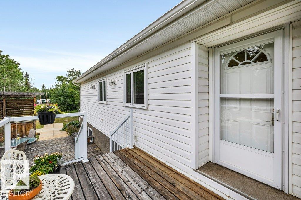 Photo 12 at 24-51213 Rge Rd 261, Silver Bell Heights, Rural Parkland County