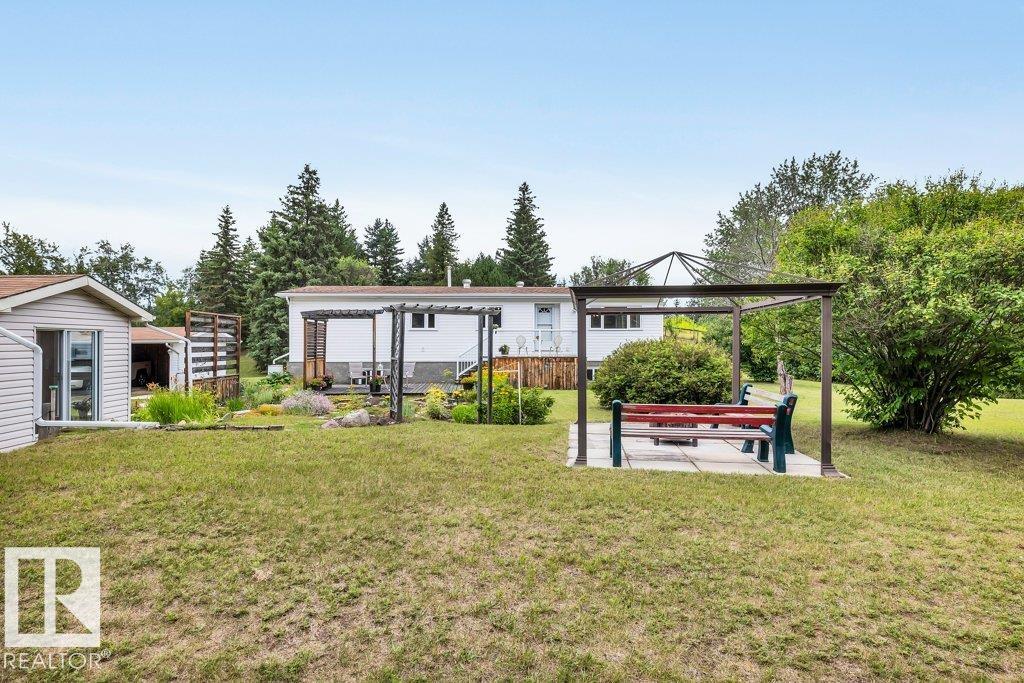 Photo 5 at 24-51213 Rge Rd 261, Silver Bell Heights, Rural Parkland County