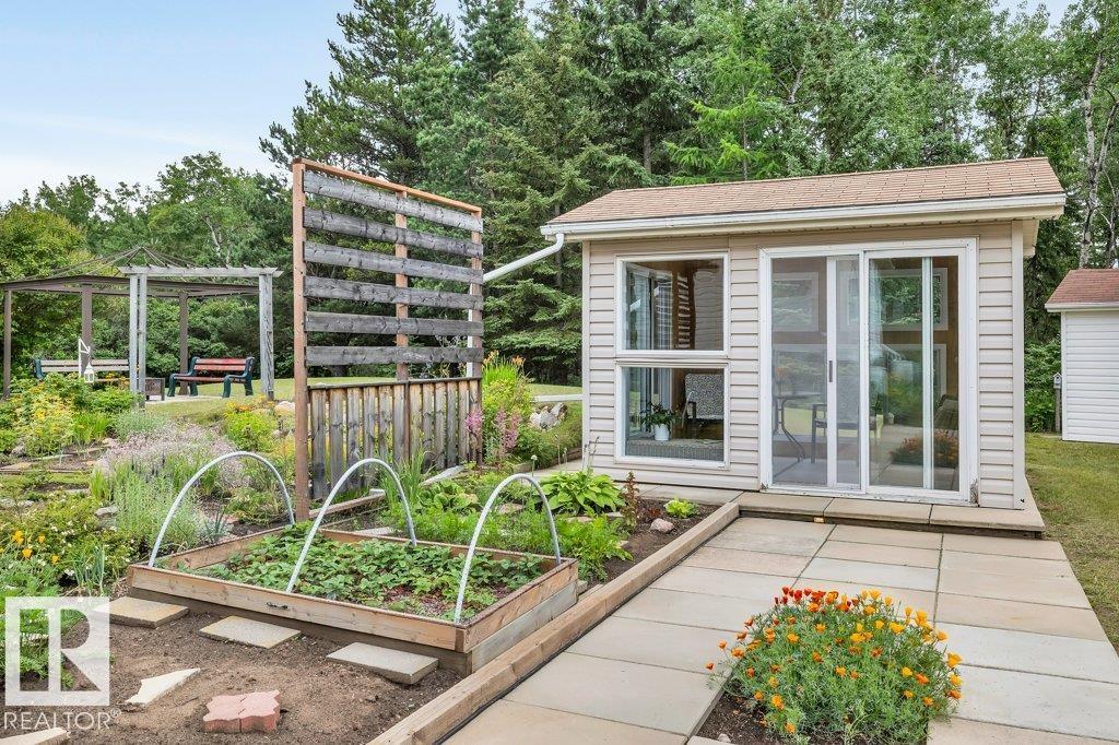 Photo 57 at 24-51213 Rge Rd 261, Silver Bell Heights, Rural Parkland County