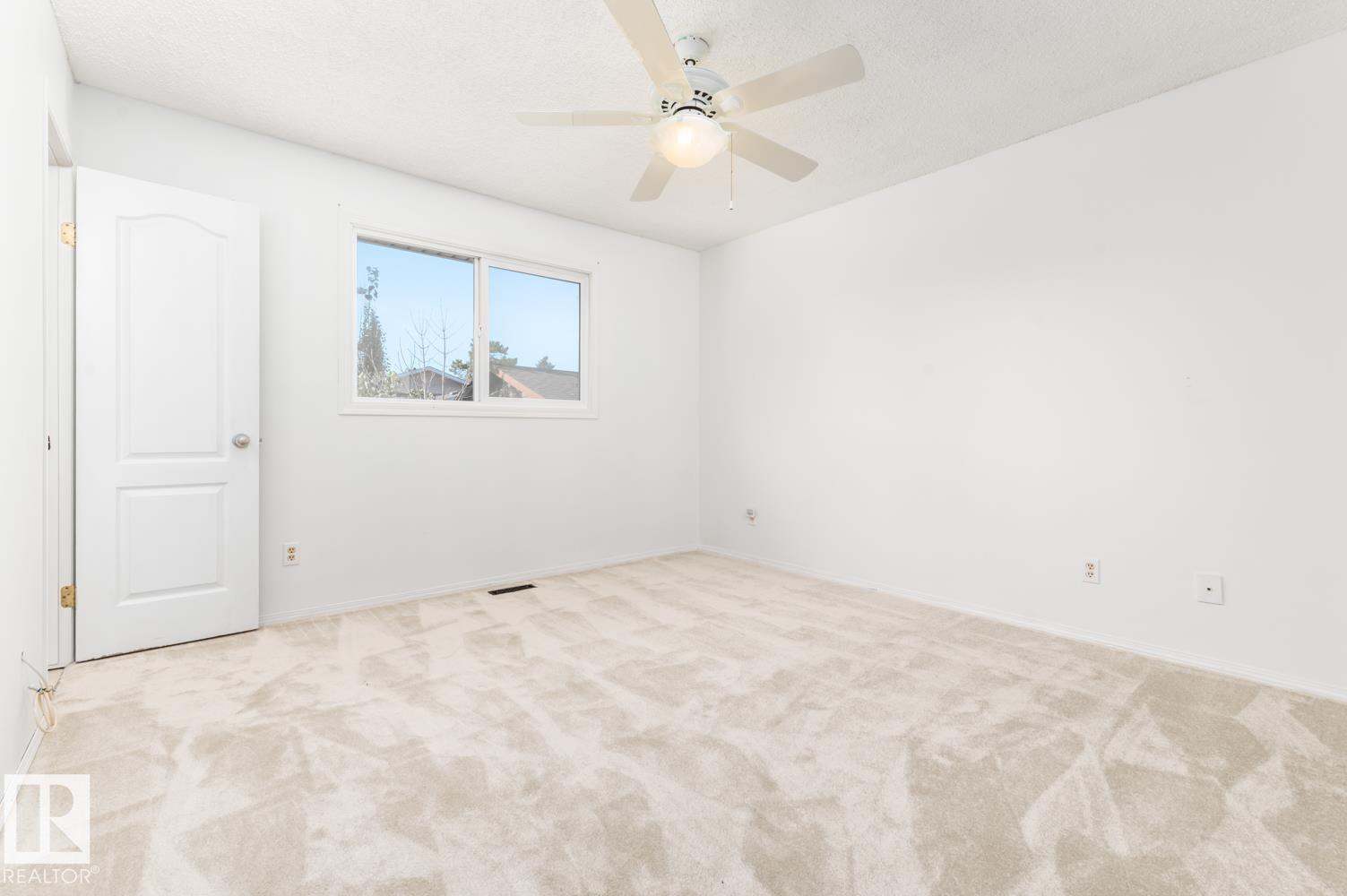 Photo 10 at 26 West Terrace Place, West Grove, Spruce Grove