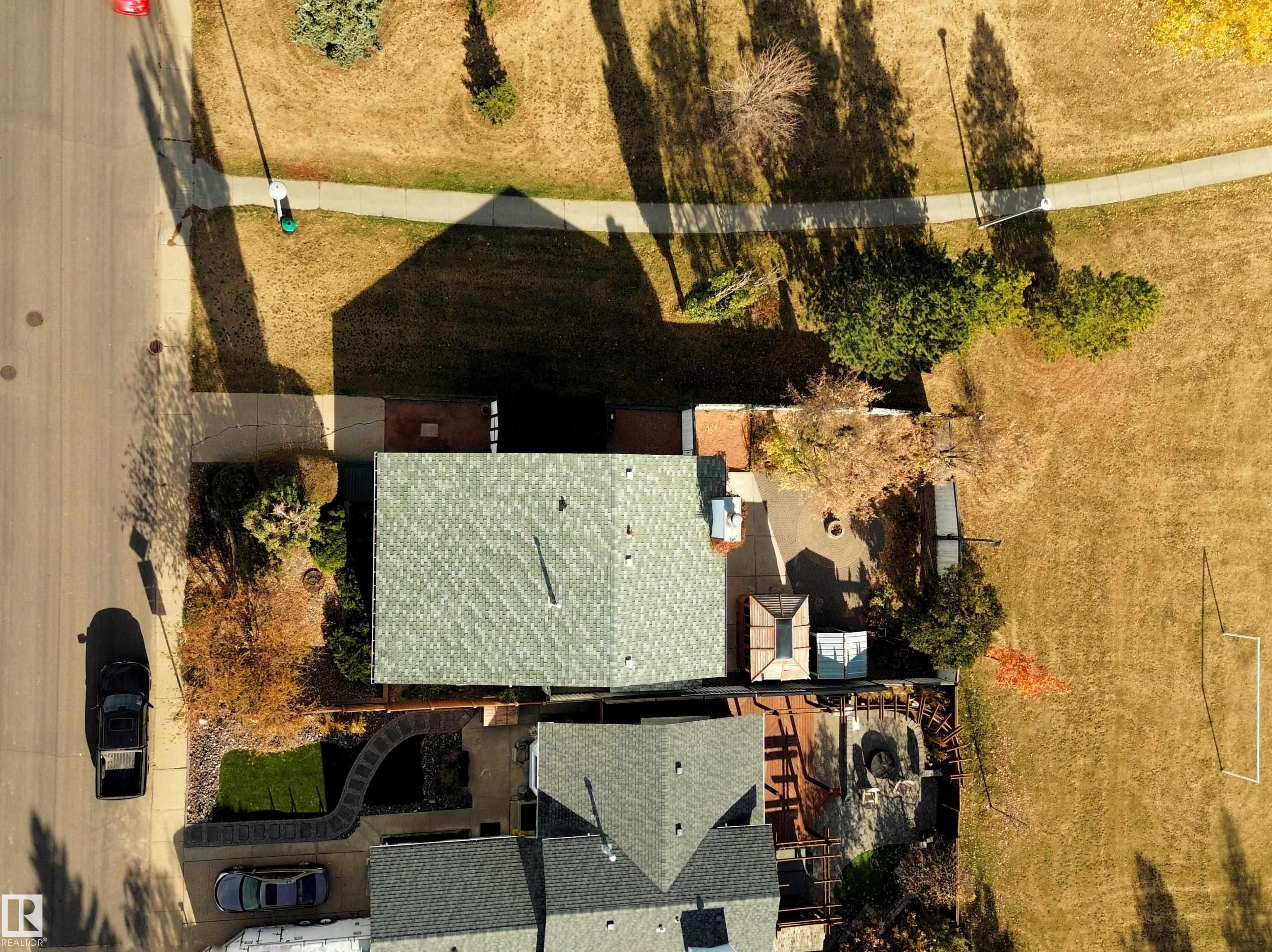 Photo 3 at 8223 189a Street NW, Aldergrove, Edmonton