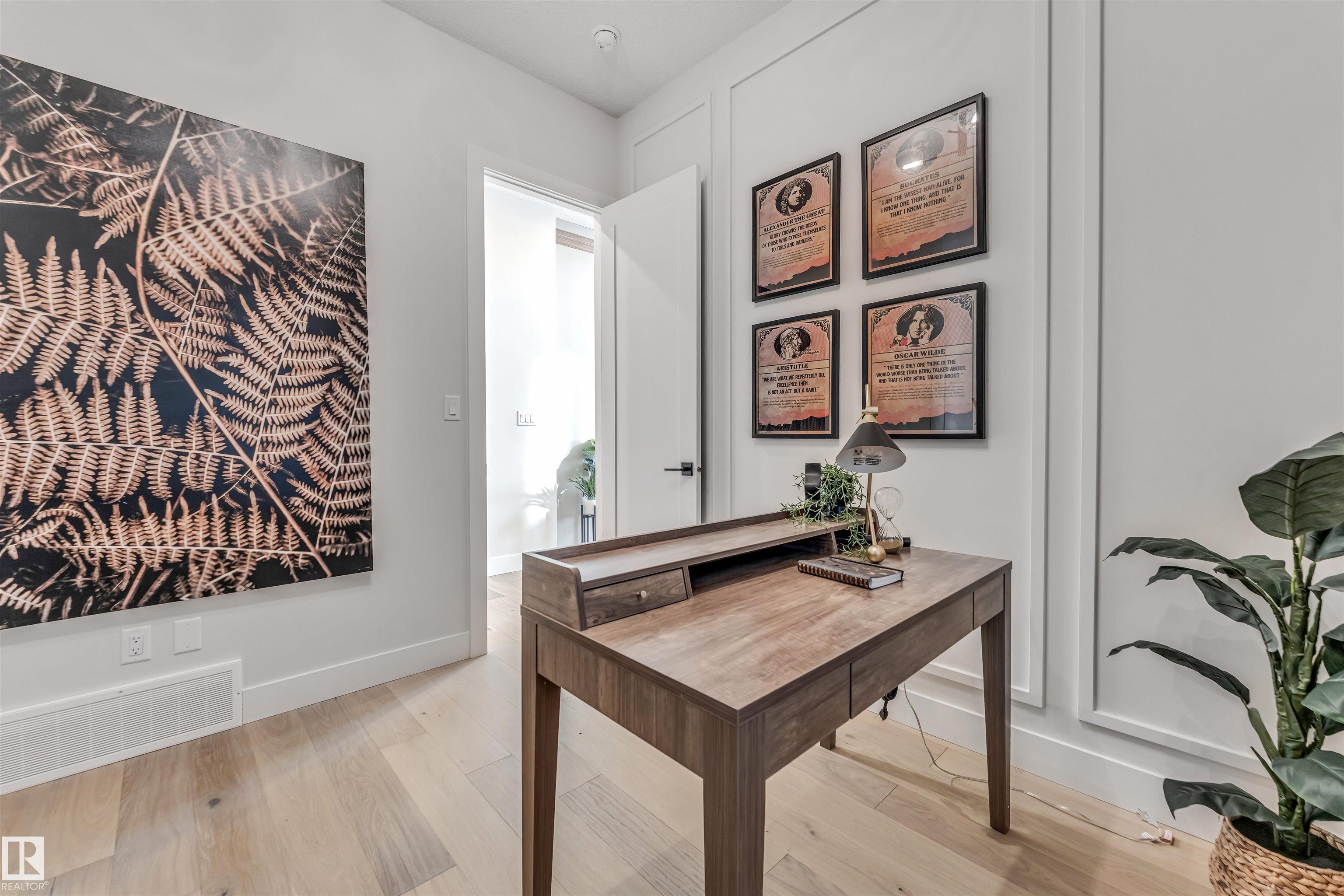 Photo 13 at 7663 Kimiwan Crescent SW, Keswick, Edmonton