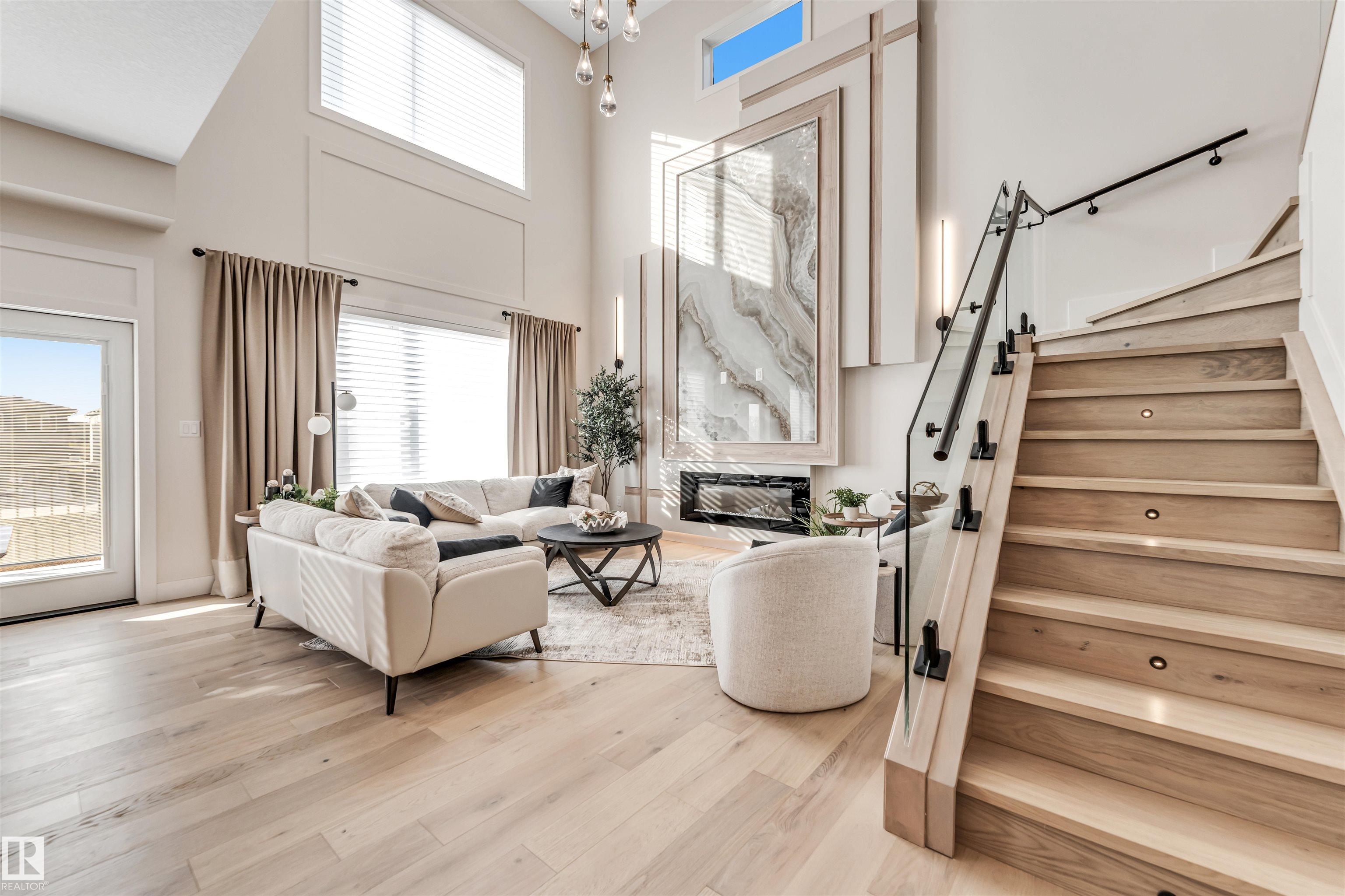 Photo 16 at 7663 Kimiwan Crescent SW, Keswick, Edmonton